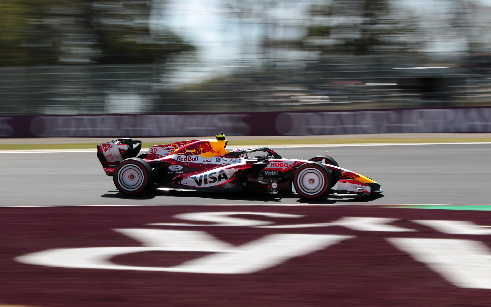 焦点距離58mm、シャッター速度1/50秒で撮影