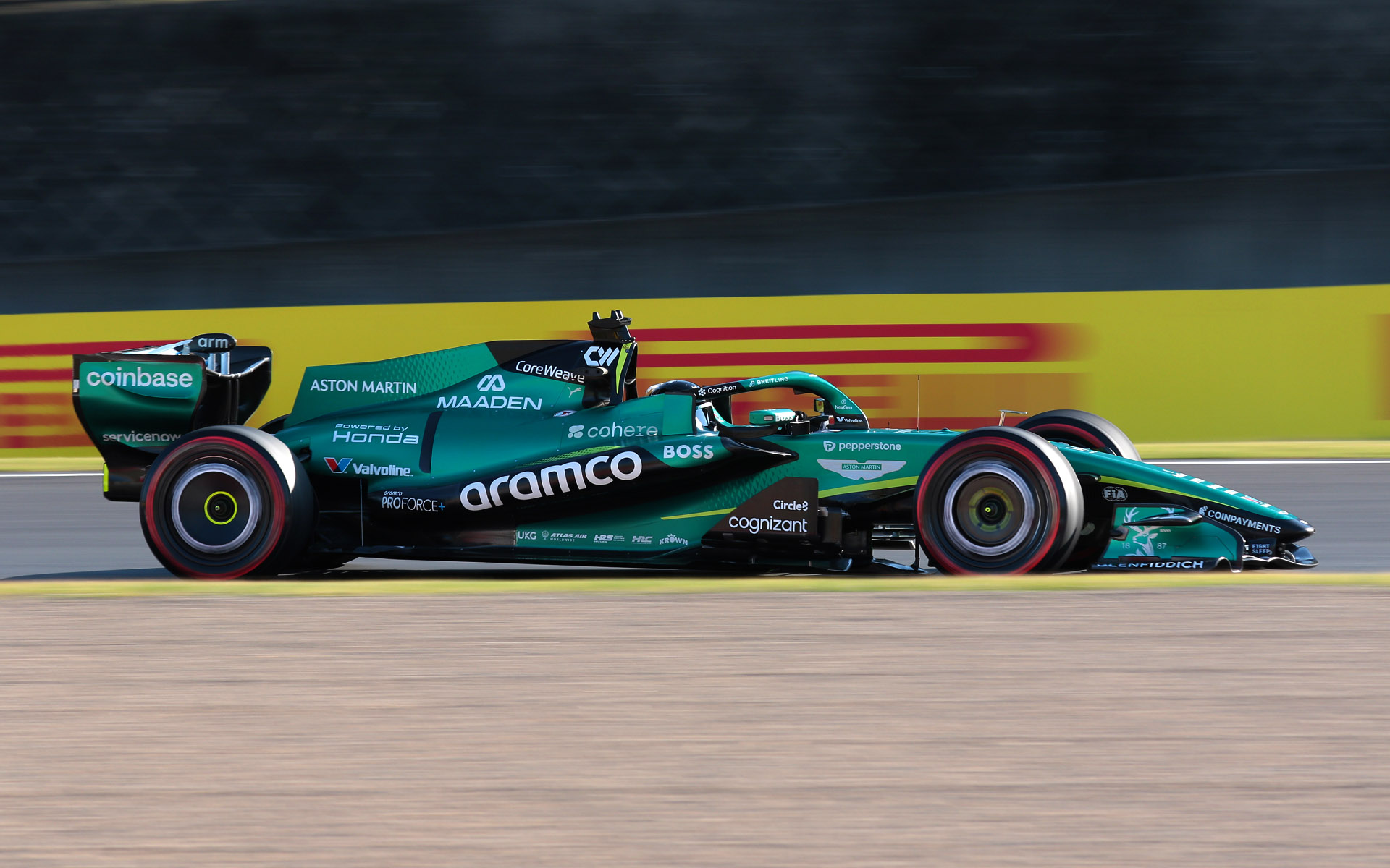 S字1つ目、焦点距離135mm、シャッター速度1/125秒で撮影