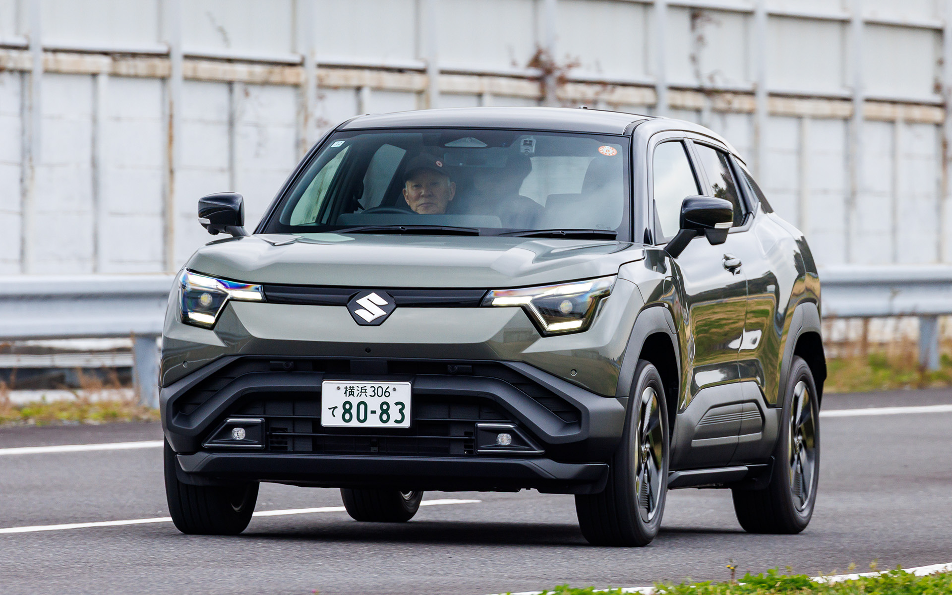 3月に行なわれたメーカー合同EV取材会。国内メーカーのBEV/PHEVを主とした最新電動モデルが一同に会し、各モデルに試乗することができた。今回はその第三弾としてスズキ「eビターラ」編をお届けする