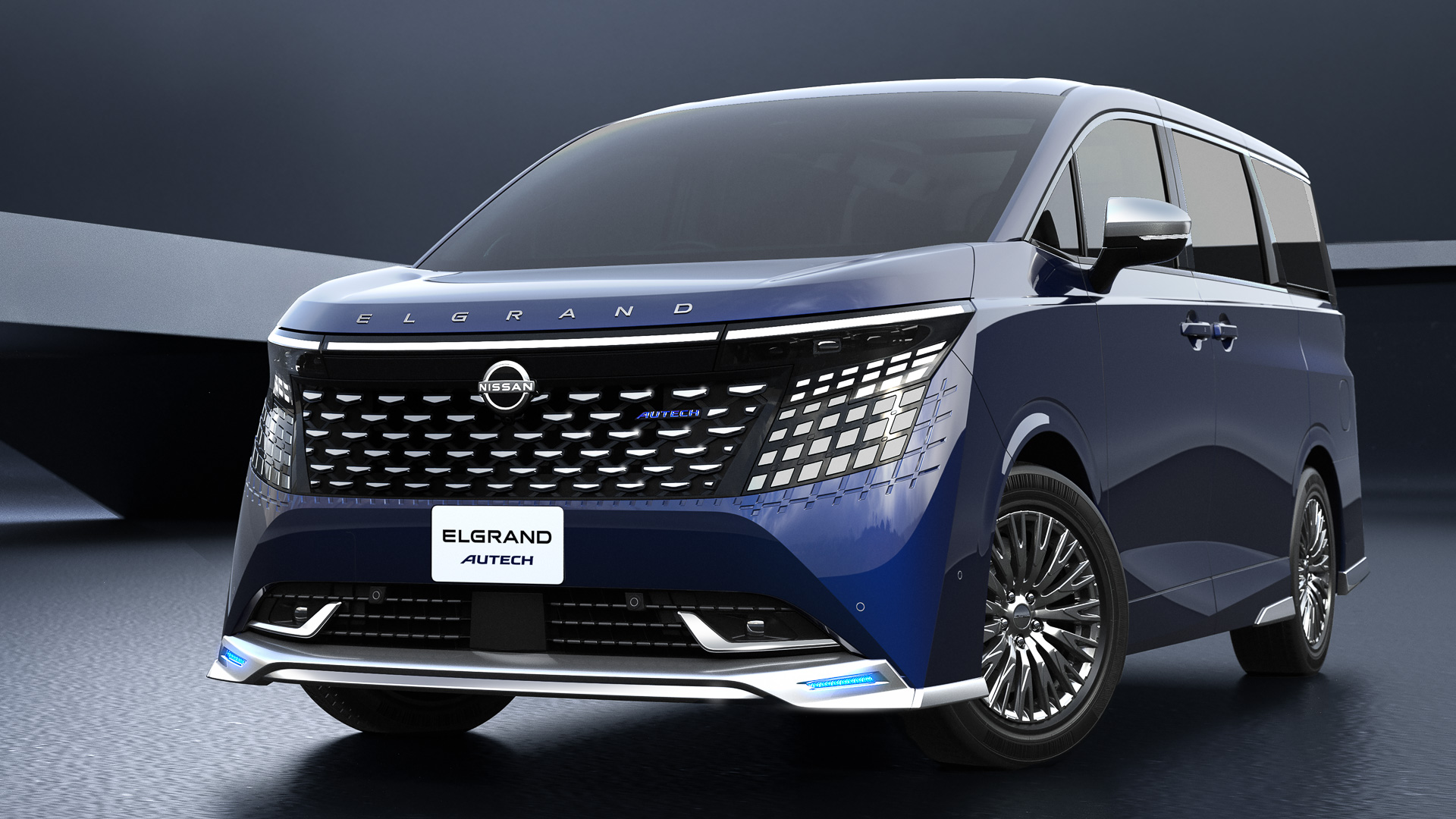 新型「エルグランド AUTECH」