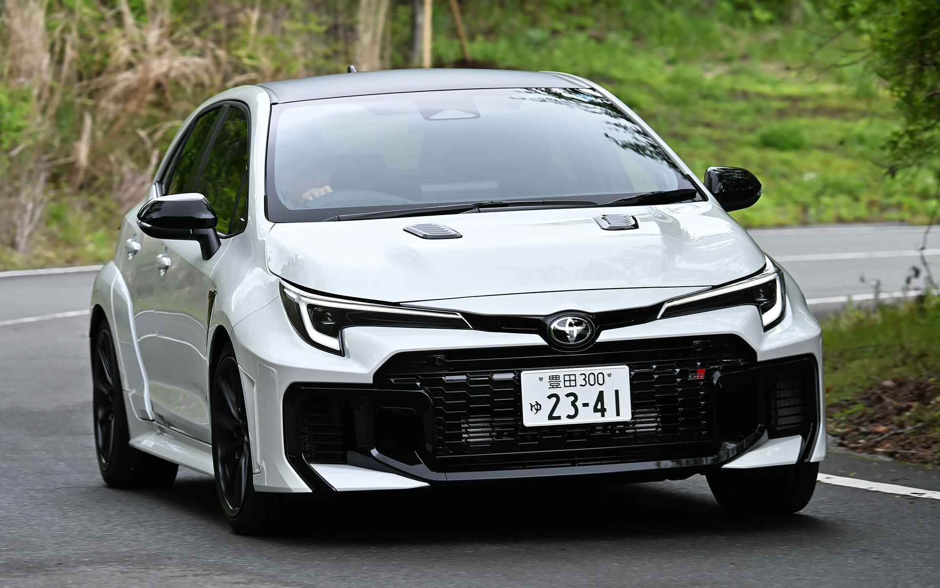 コーナーは“オンザレール”の感覚
