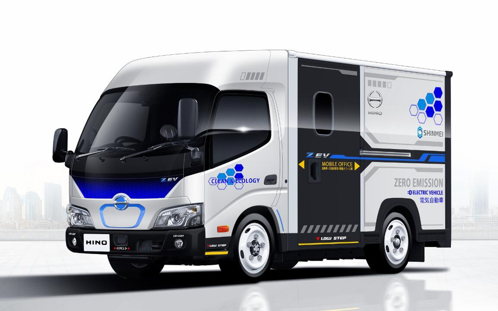 日野デュトロ Z EV