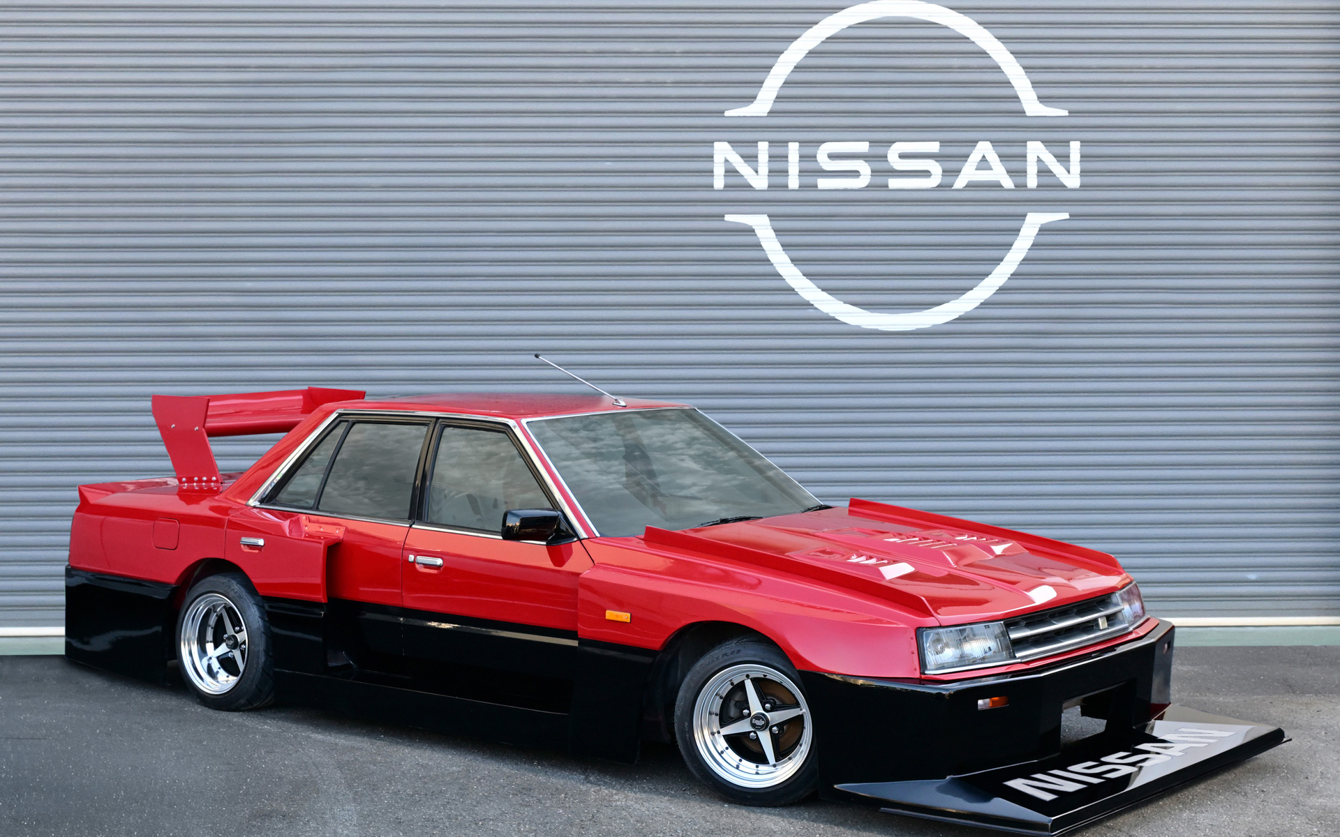 日産愛知自動車大学校の学生が制作したカスタマイズカー「Re30 スカイラインシルエット」