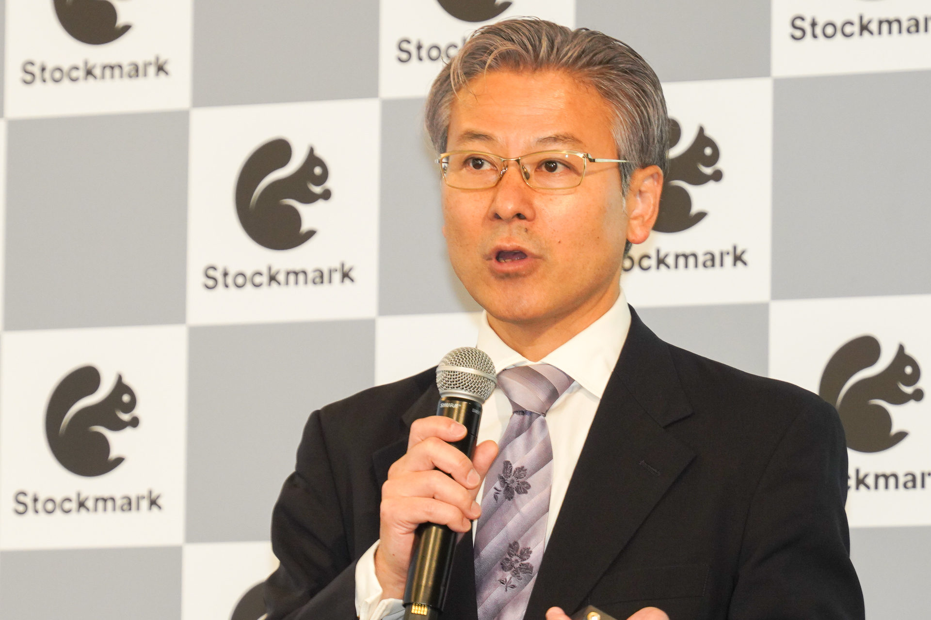 経済産業省大臣官房審議官（商務情報政策局担当） 奥家敏和氏