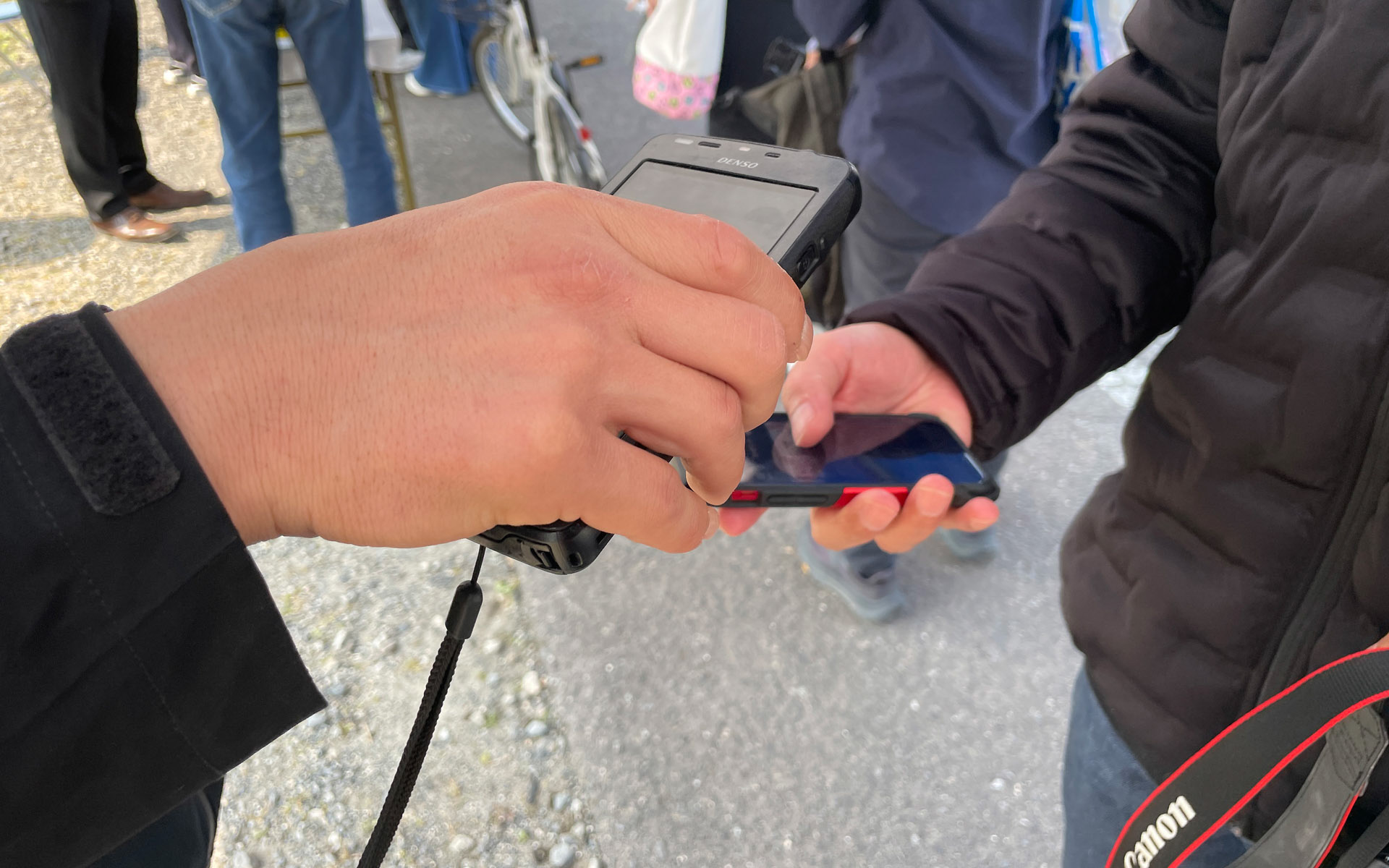 Kさんが電子チケットで受け付け。この後自分も受け付けをした