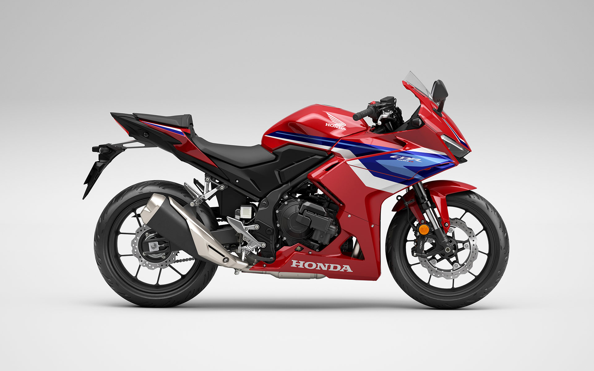 CBR400R E-Clutch（グランプリレッド）
