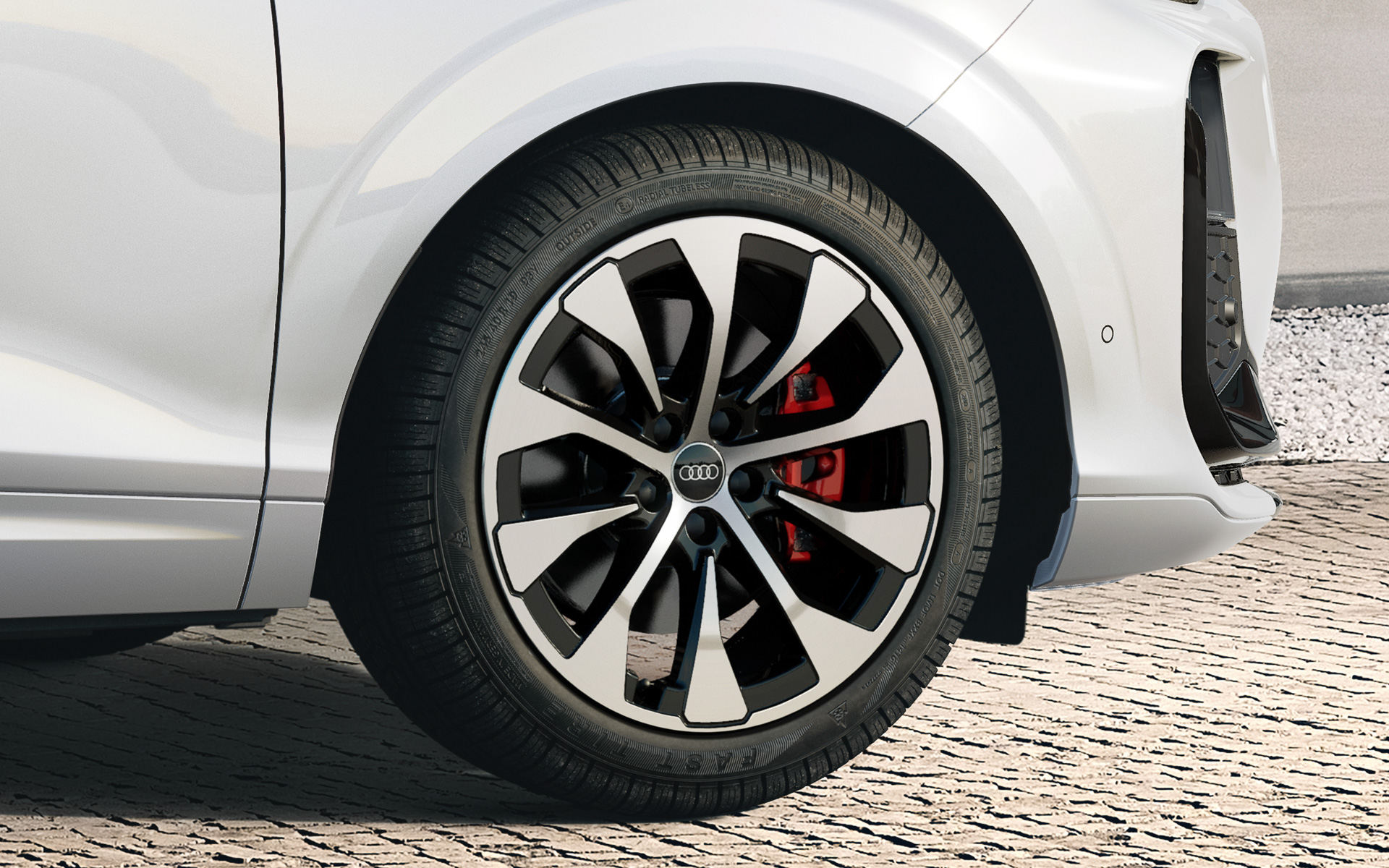 新型Q3 スポーツバック