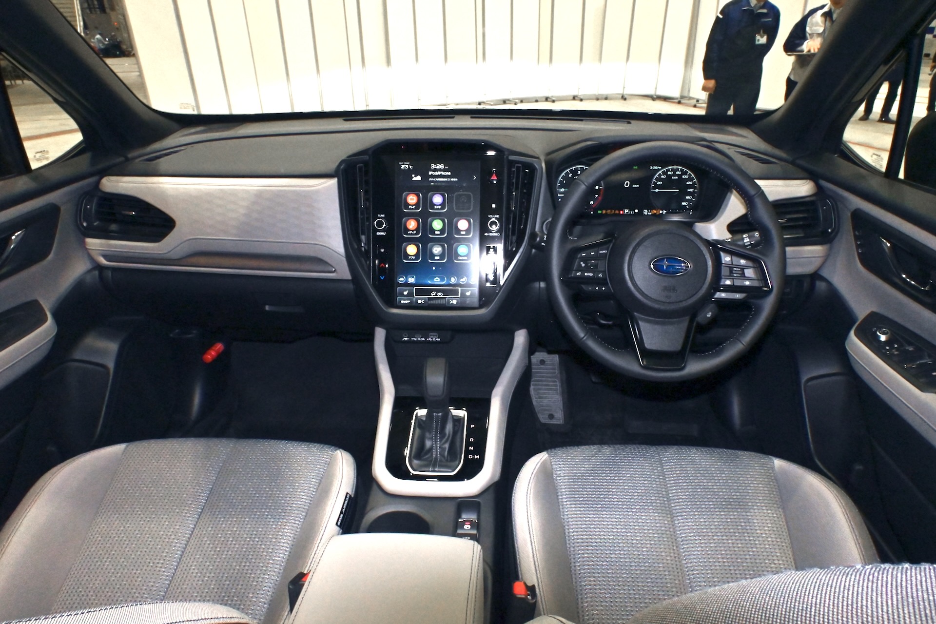 「Touring」グレードのインテリア