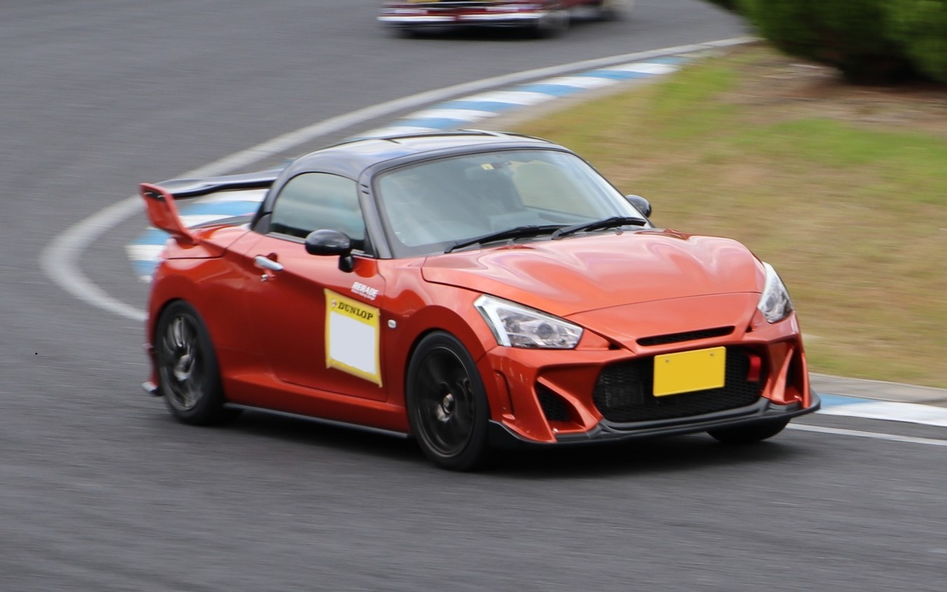 D-SPORTが「スポーツブレーキパッド（フロント用）」を発売した