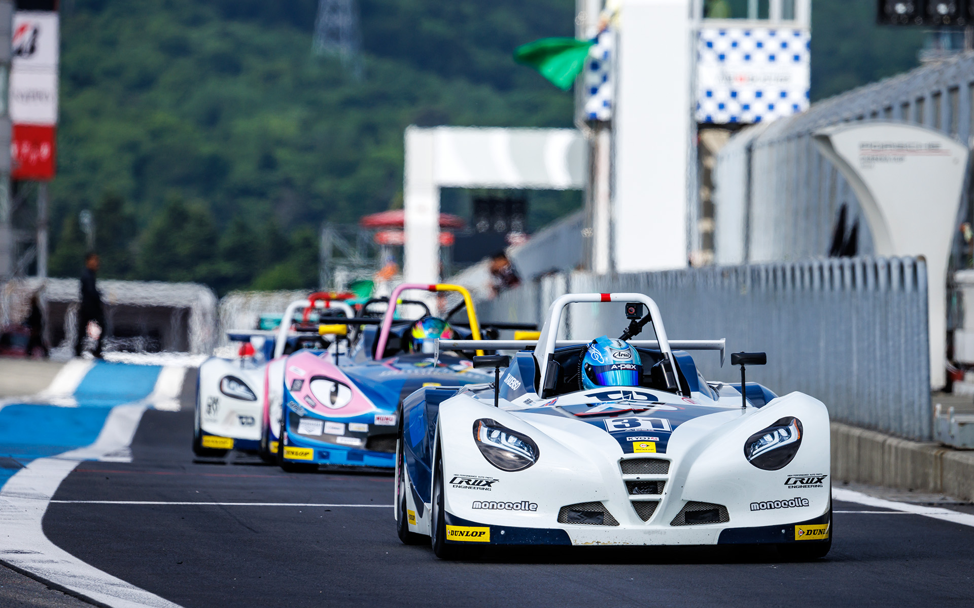 朝8時から予選がスタート