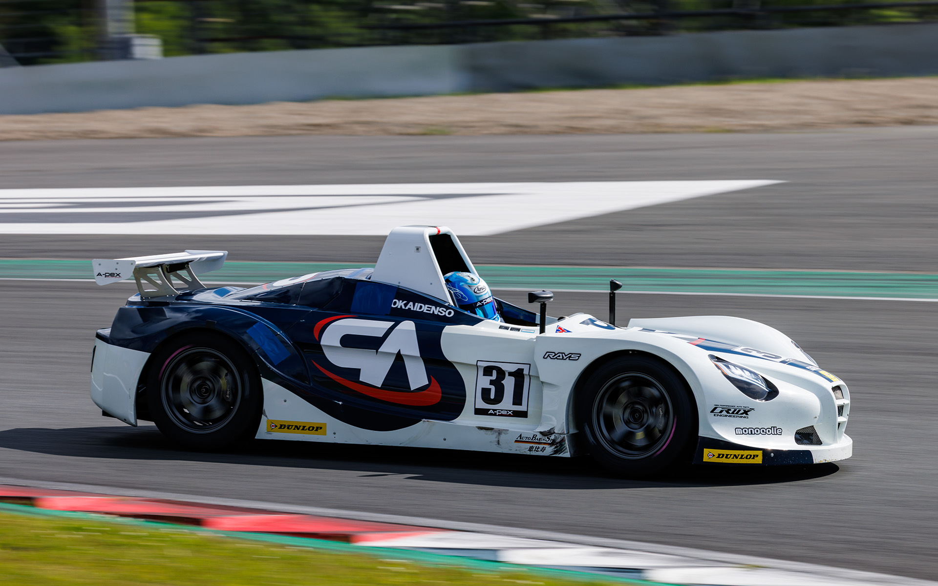 優勝したのは予選ポールポジションから安定した走りだった31号車 A-PEX☆VITAの永井步夢選手