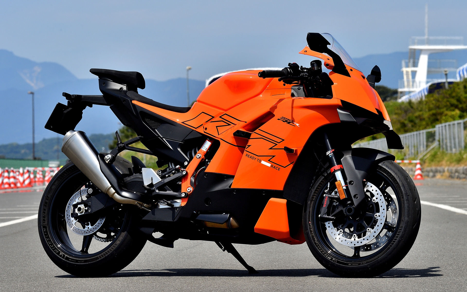 KTM「990 RC R」
