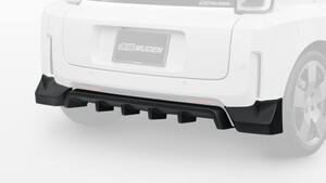 リアアンダースポイラーの価格は未塗装7万7000円、ツヤ消し黒8万8000円
