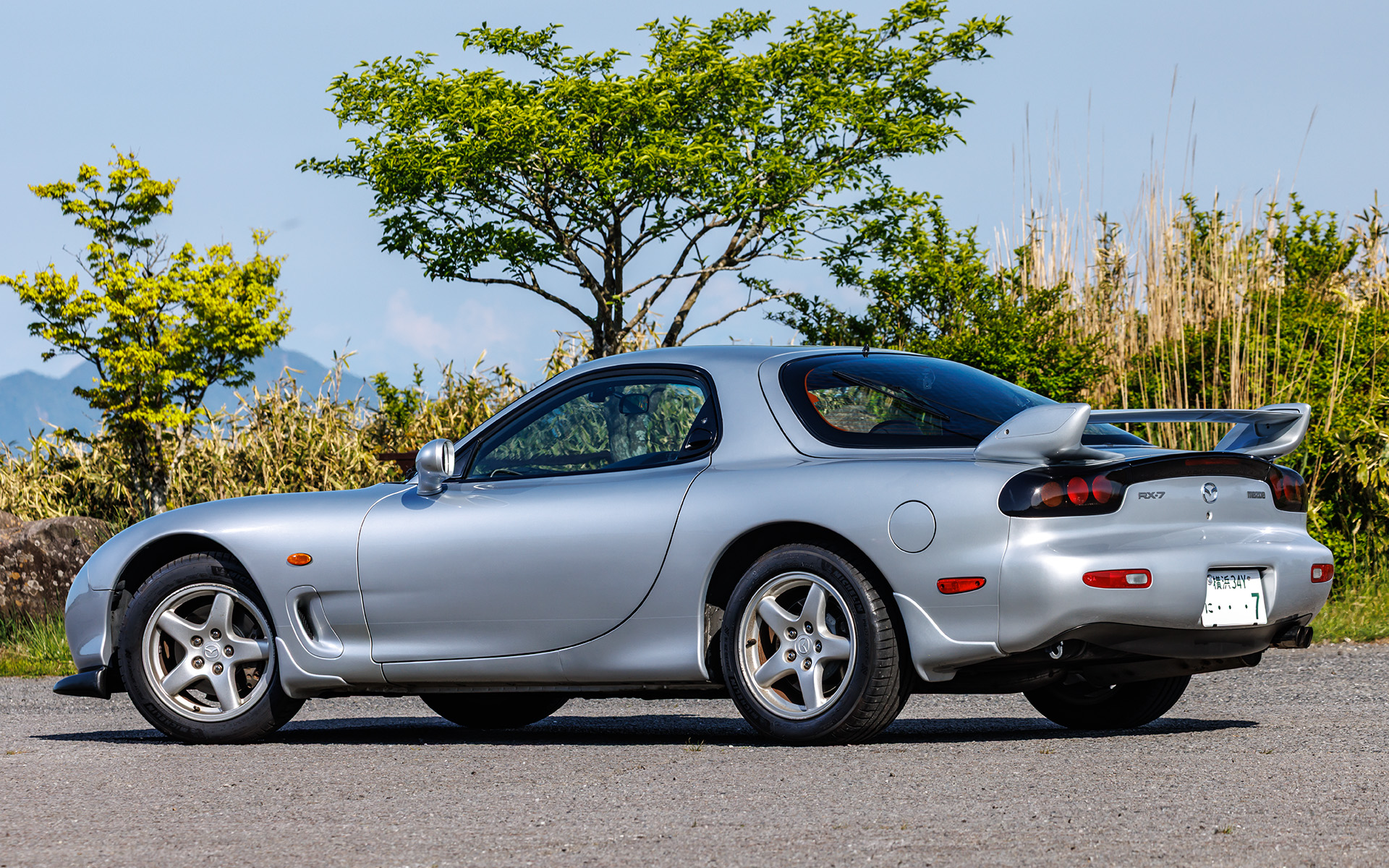 試乗したのは1999年式のマツダ RX-7 TYPE RB Sパッケージ（5型）