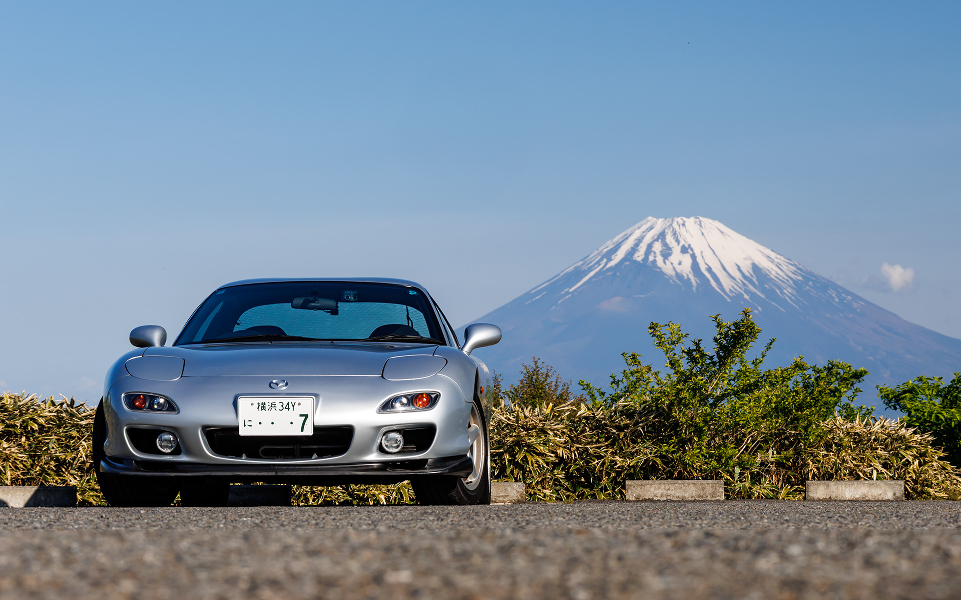 ピュアスポーツを心底楽しめるRX-7……
