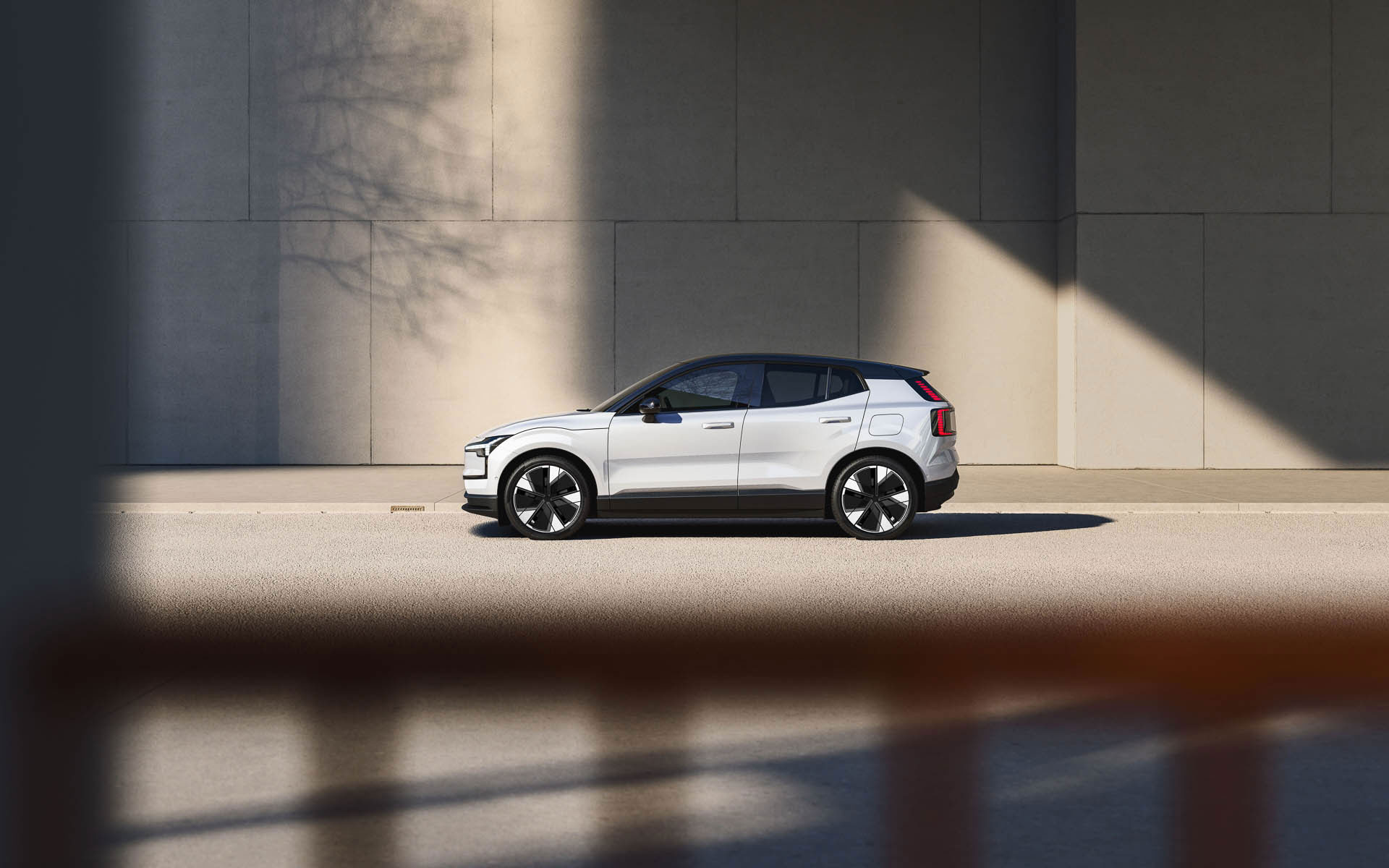 ボルボ史上最もコンパクトなSUV「EX30」シリーズ刷新