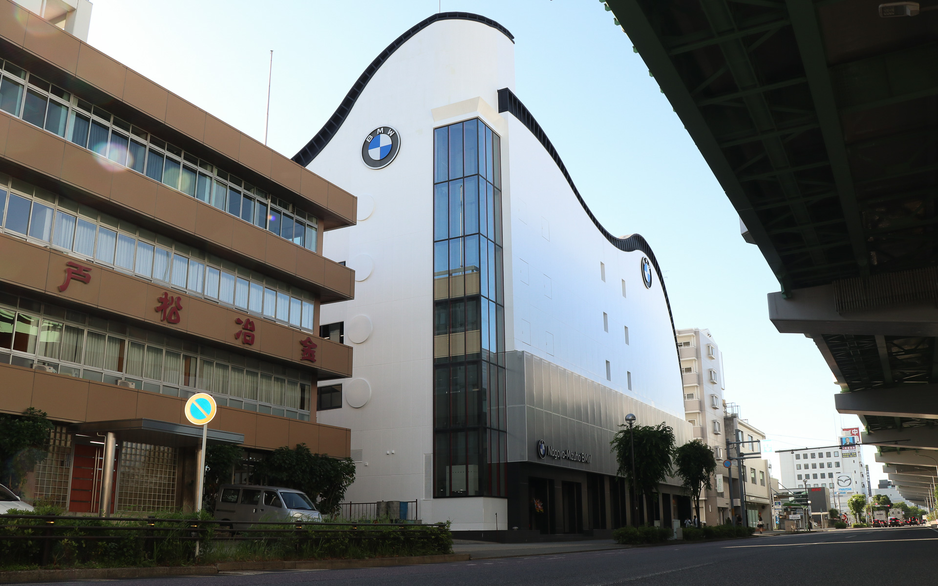 名古屋瑞穂BMWの店舗外観