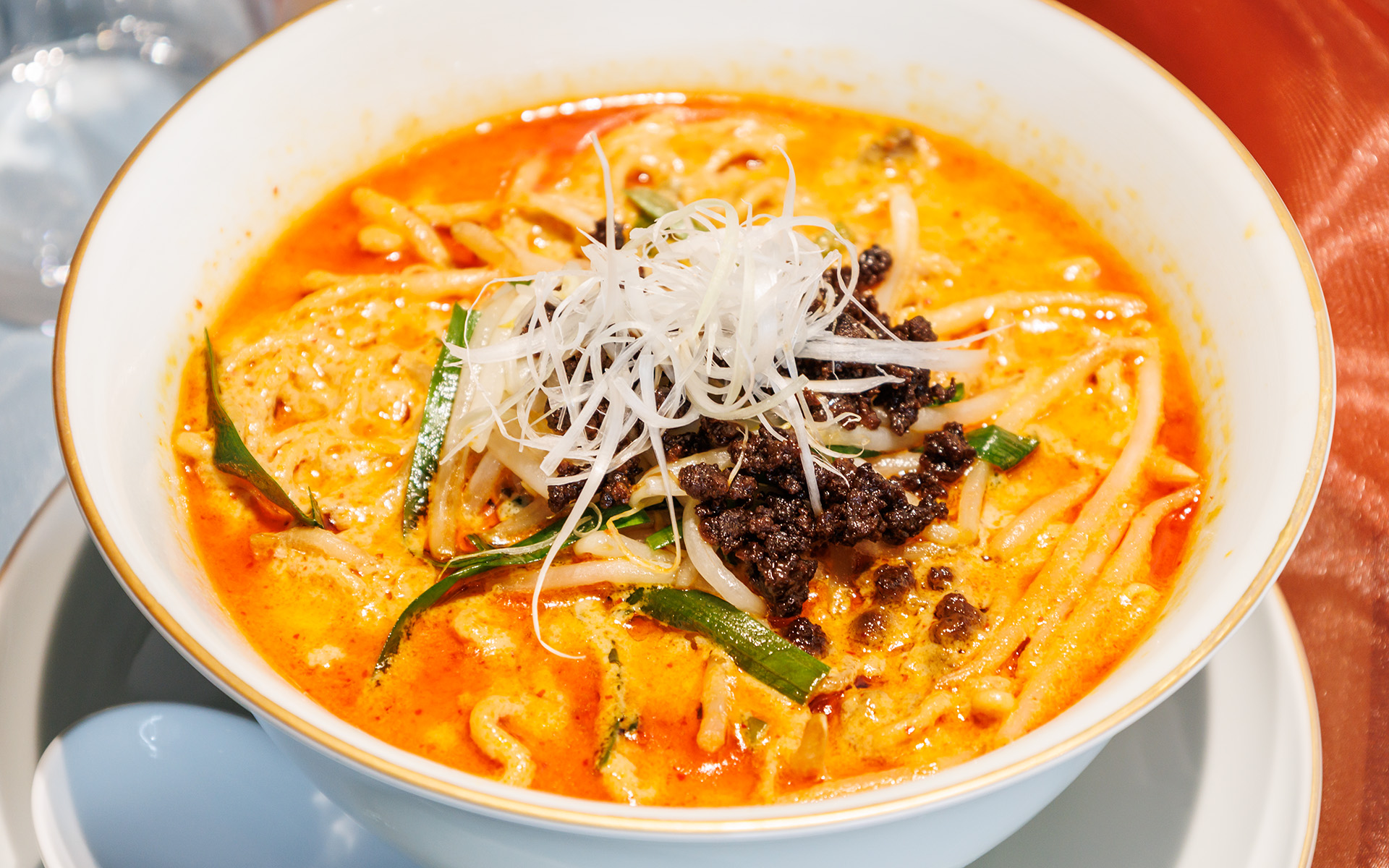 茶楼 担々麺