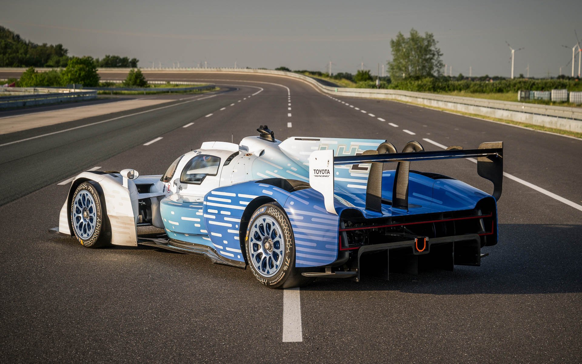 TR LH2 Racing Prototype