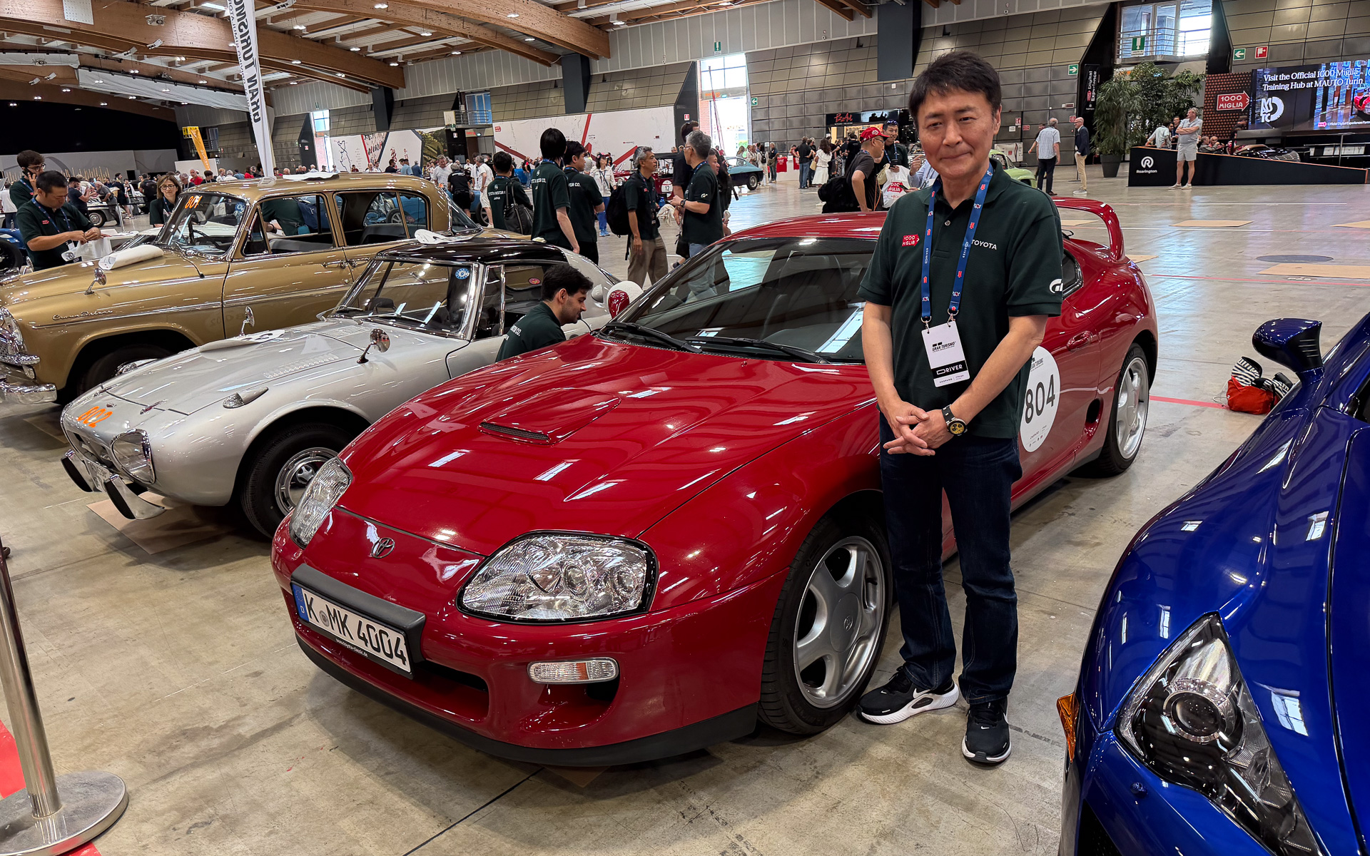 今回のトヨタ自動車の参加は、グランツーリスモとミッレミリアの交流から生まれた企画。山内氏は、自らがグローバルでその流れを作り出したJDM（Japanese Domestic Market）の代表車種「スープラ（JZA80型）」のドライバーを務める