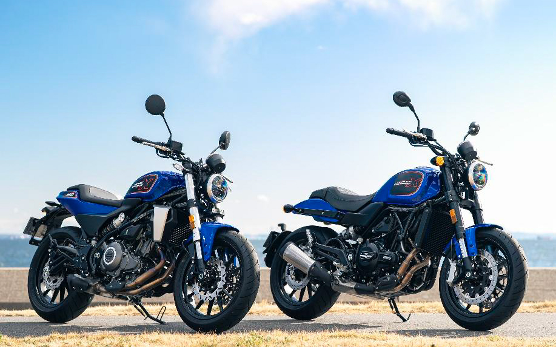 左から「X 350」と「X 500」