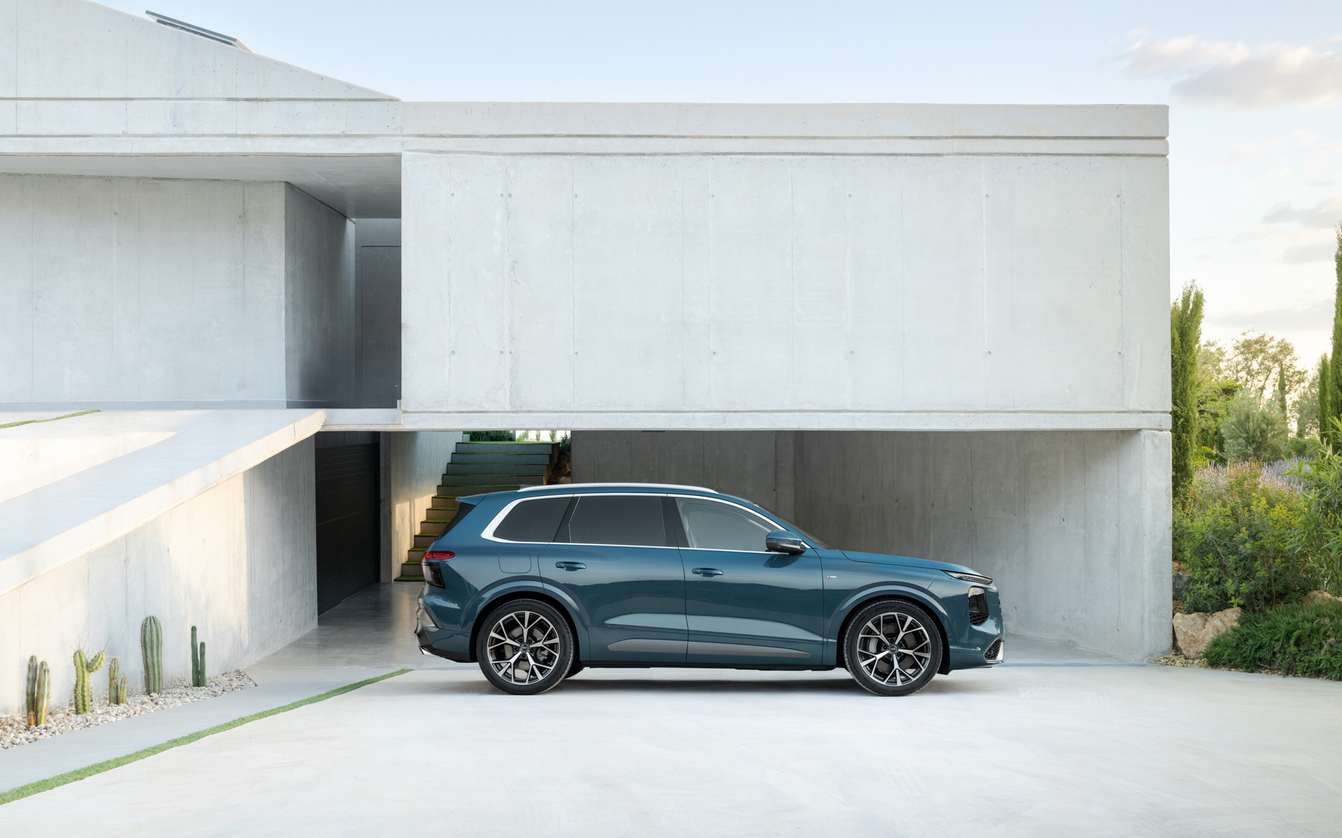 新型「Q7」