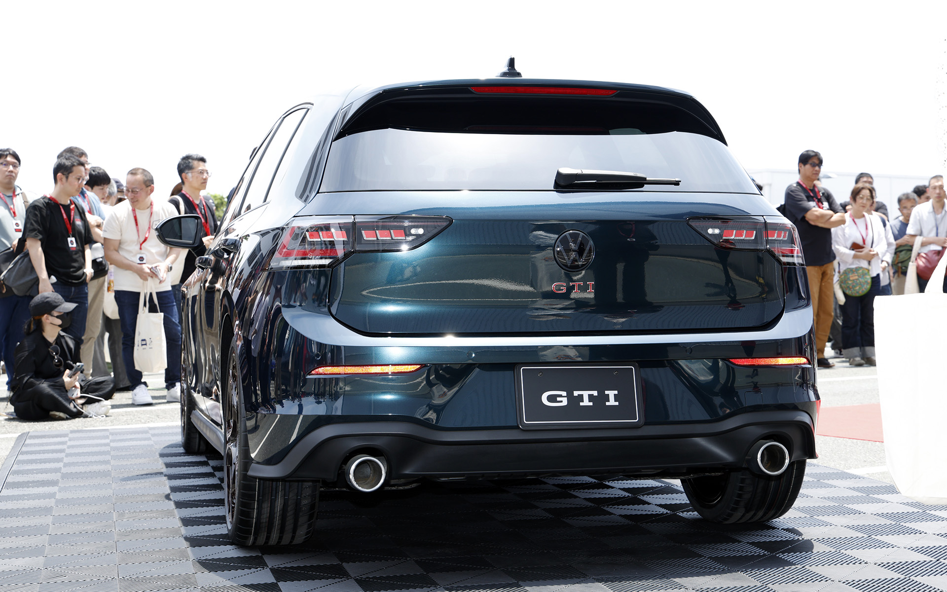 「ゴルフGTI 50周年記念限定車」