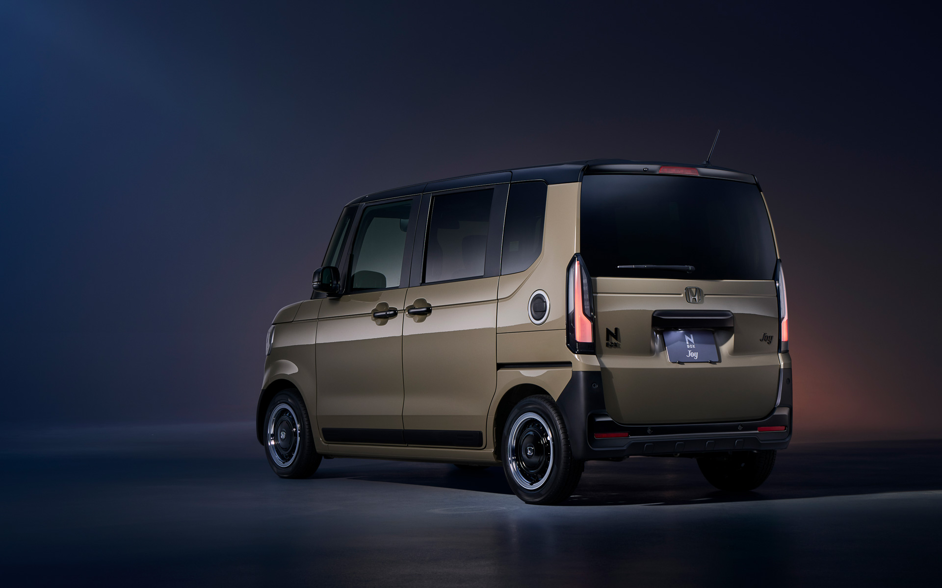 N-BOX JOYの特別仕様車「ブラックスタイル」