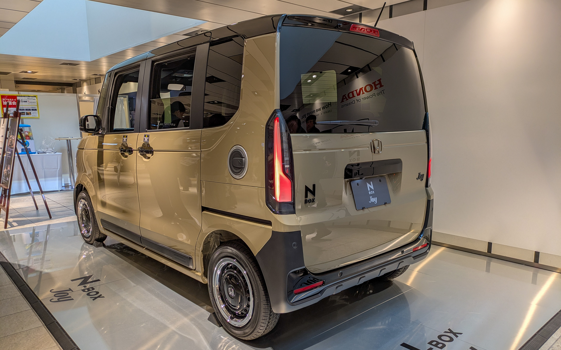 N-BOX JOYターボ特別仕様車ブラックスタイル