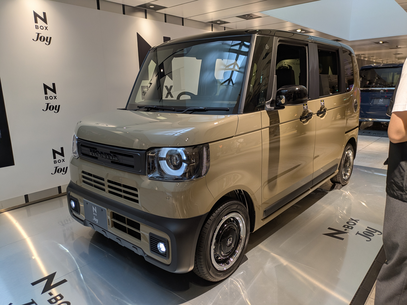 N-BOX JOYターボ特別仕様車ブラックスタイル