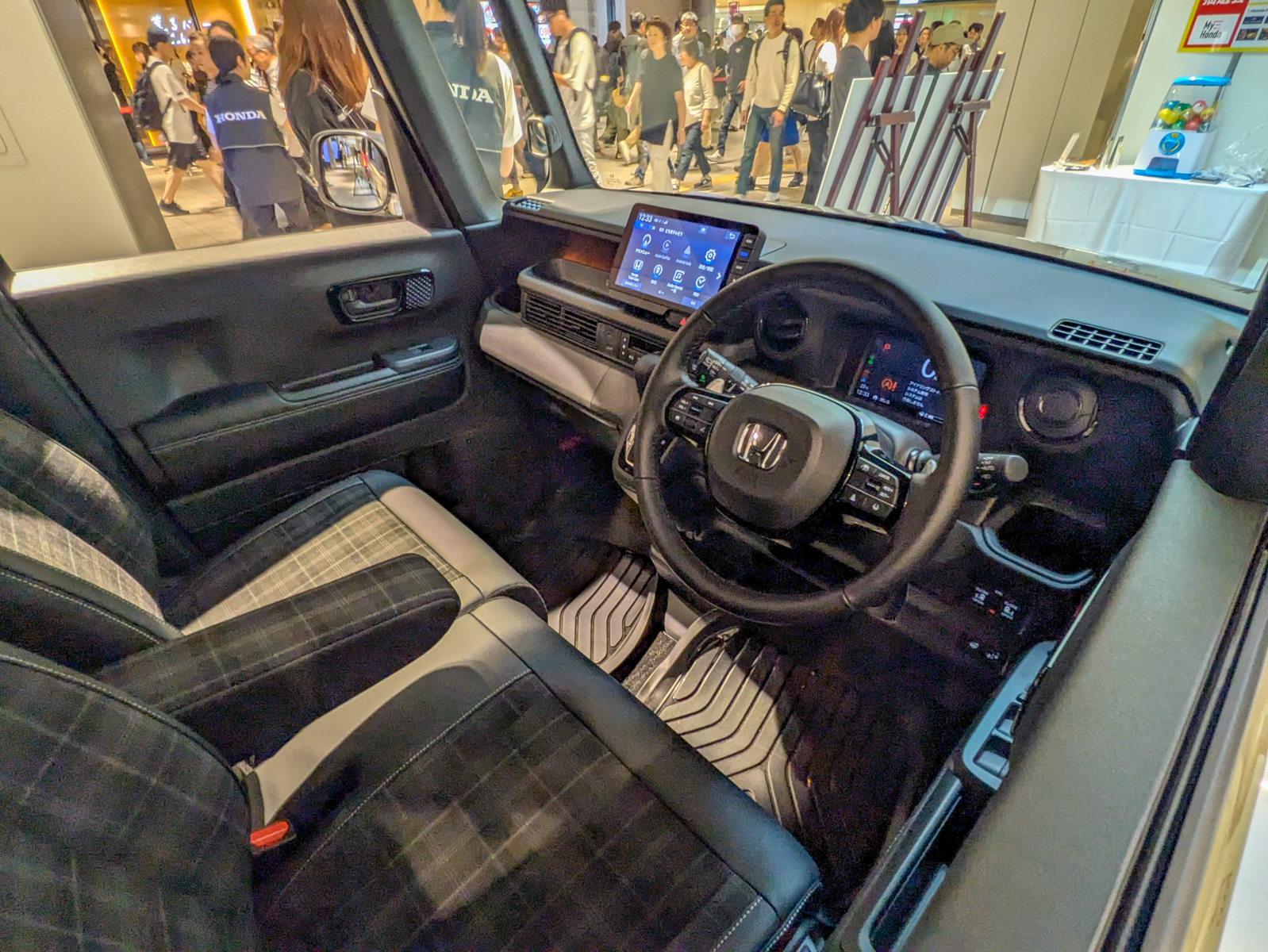 N-BOX JOYターボ特別仕様車ブラックスタイル