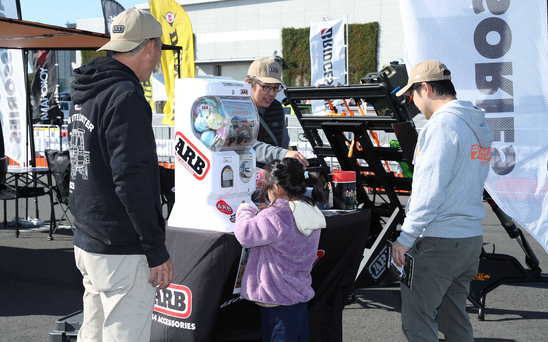 カスタマイズパーツメーカーも多数出展予定