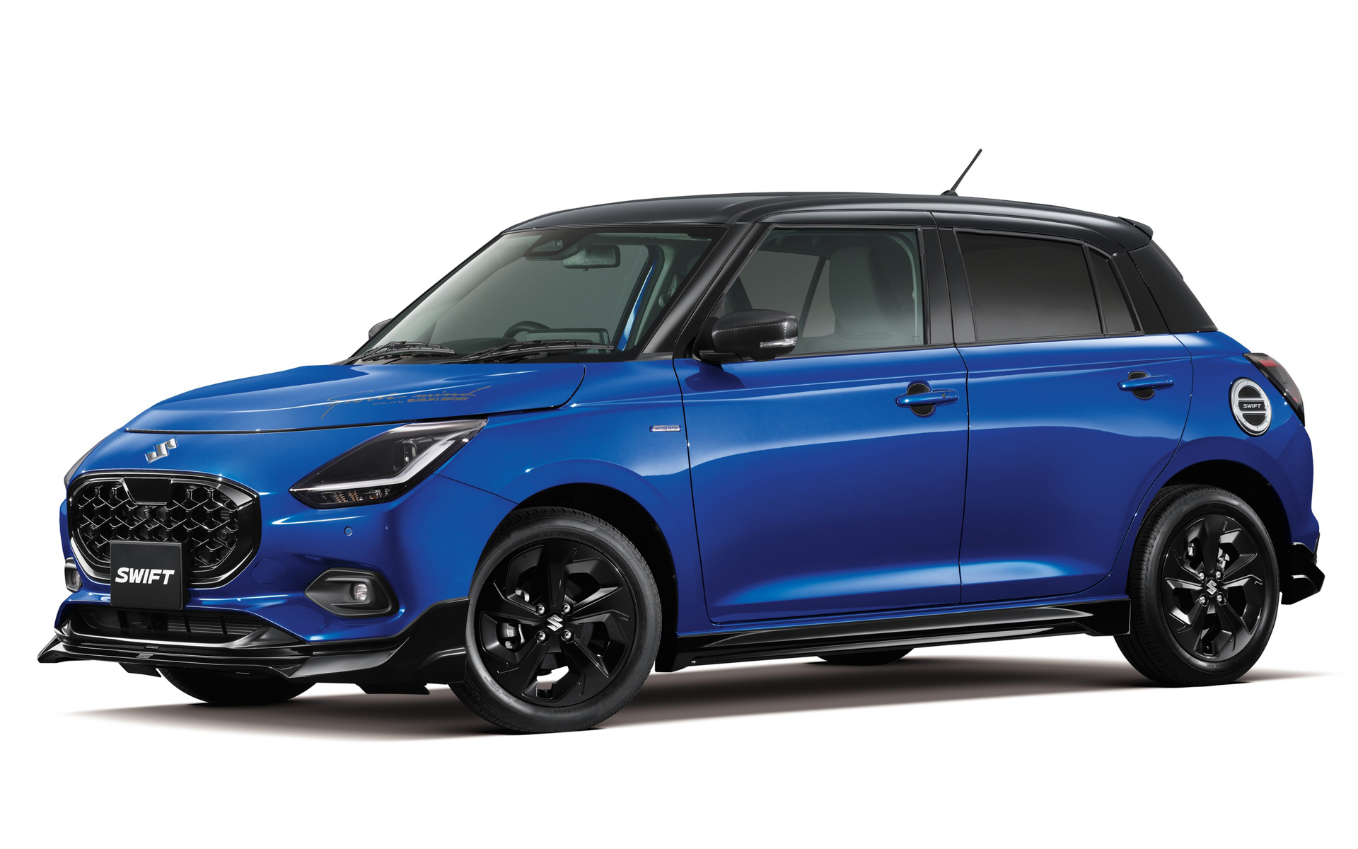 AWIN製「SUZUKI SPORT ボディキット」を装着したスイフト（スズキ純正用品含む）
