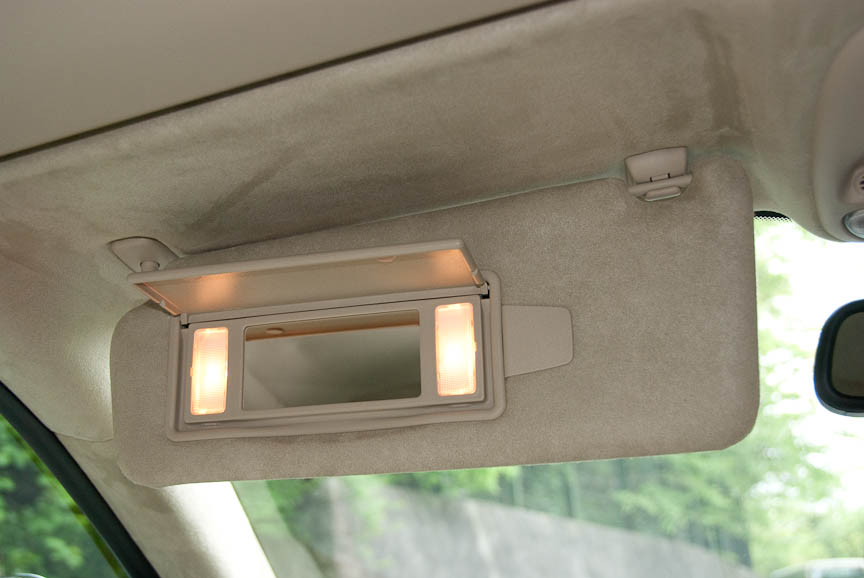 照明付バニティミラー