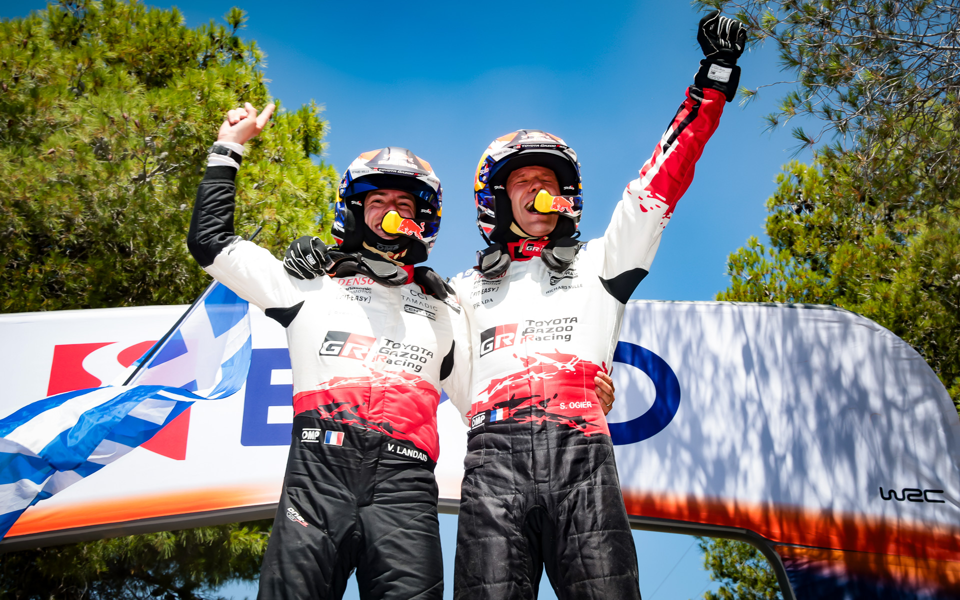 WRC第8戦を優勝したセバスチャン・オジエ/ヴァンサン・ランデ組