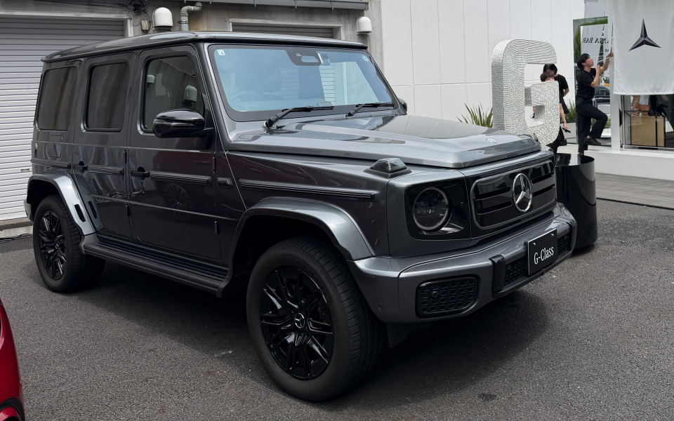 メルセデス・ベンツ、東京南青山の「Mercedes-Benz STUDIO TOKYO」を