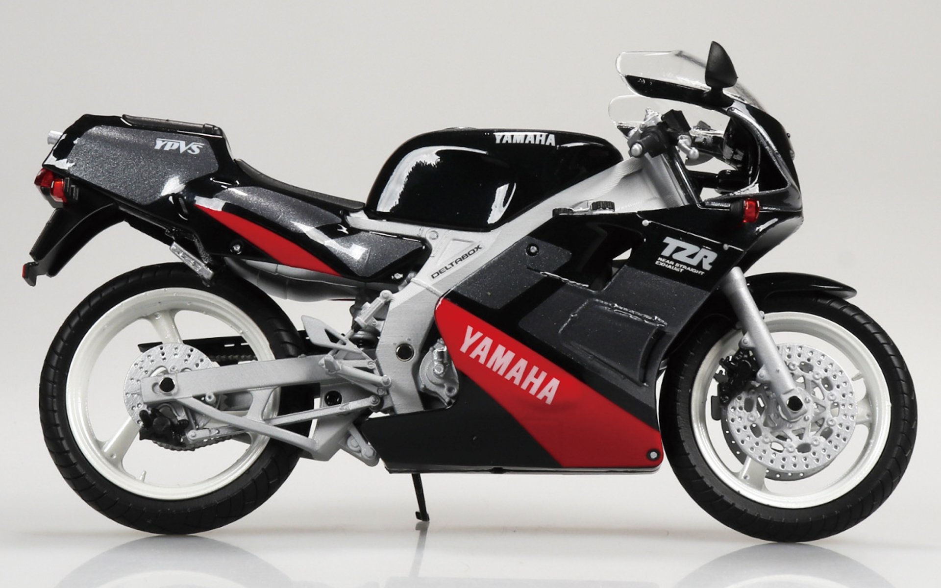TZR250 '89 ブイマックスブルー/スターシルバー