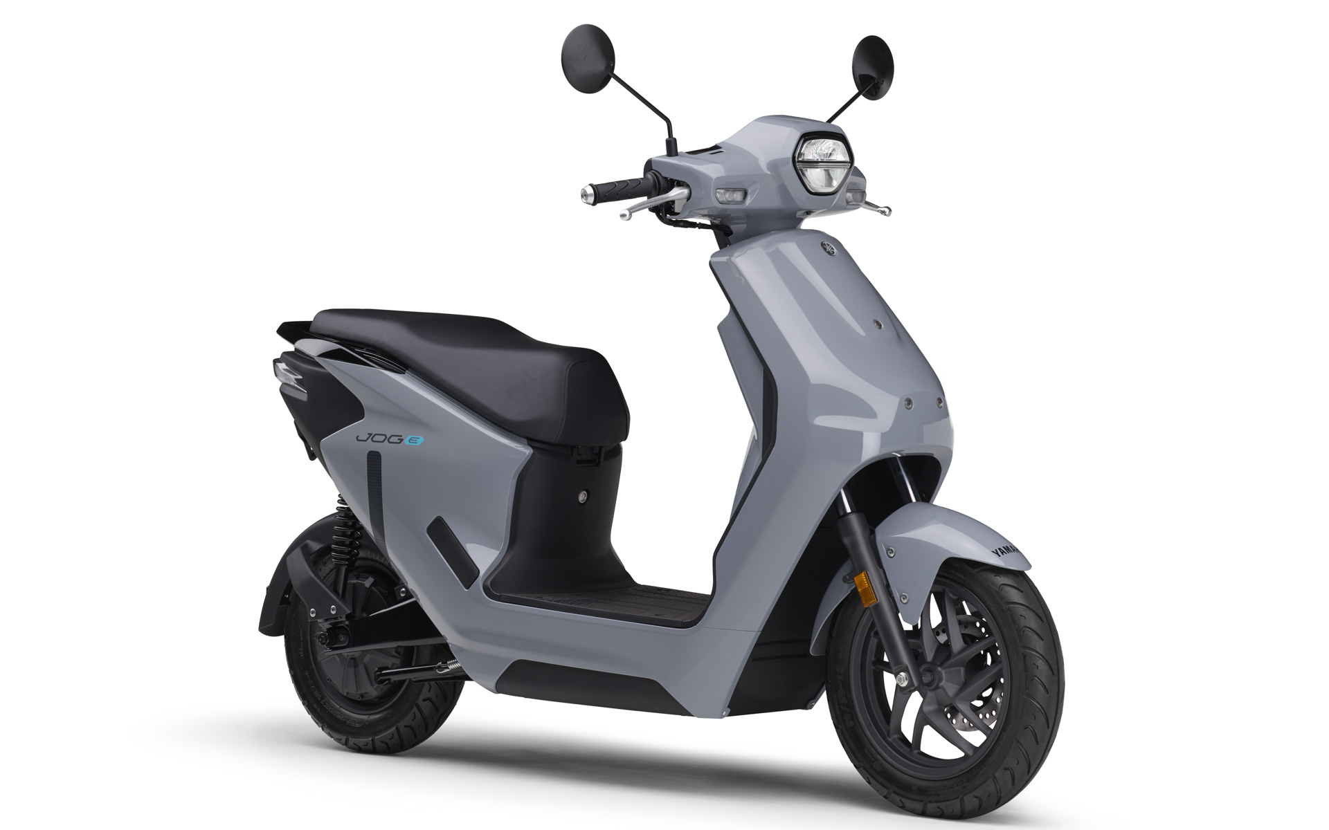 ヤマハ発動機の原付一種電動スクーター「JOG E」コンクリートグレー