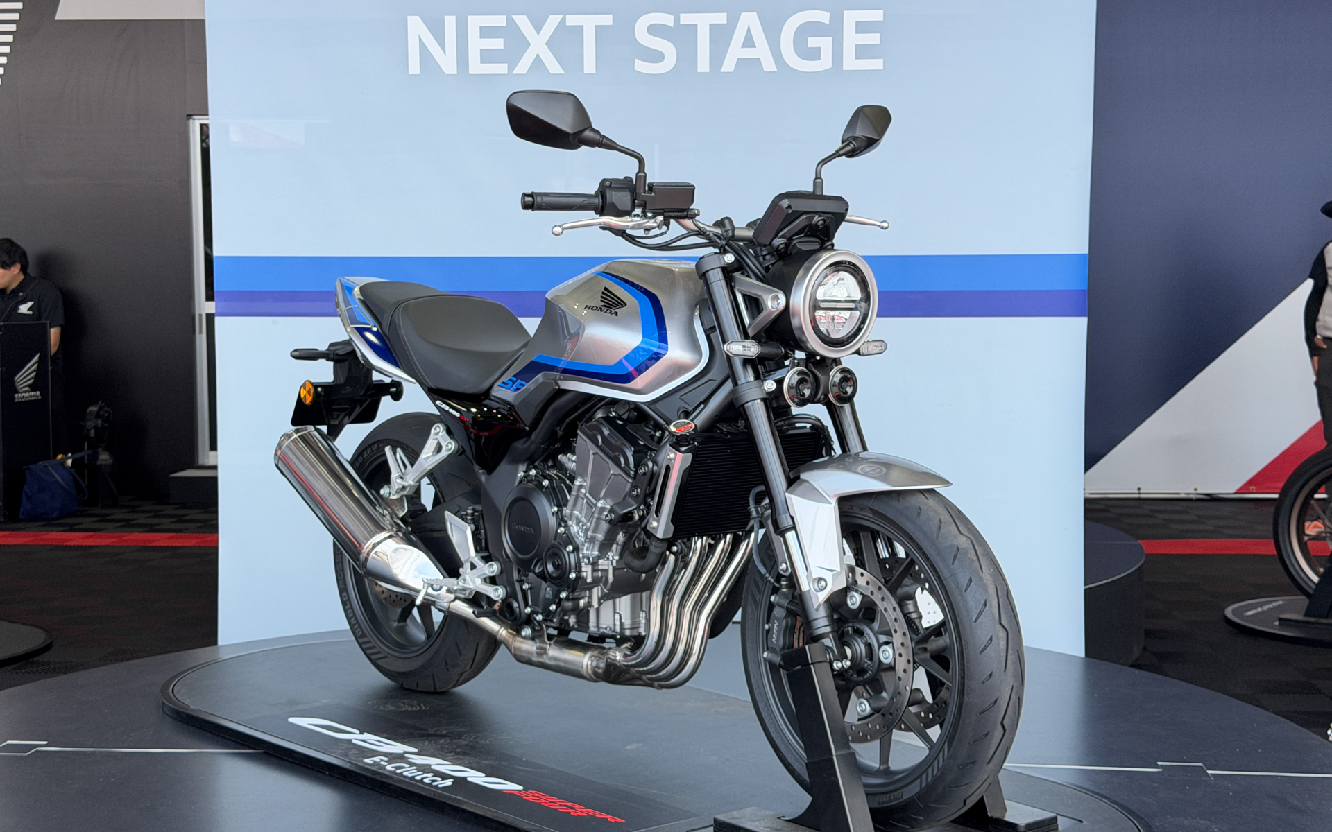 CB400 SUPER FOUR E-Clutch Concept