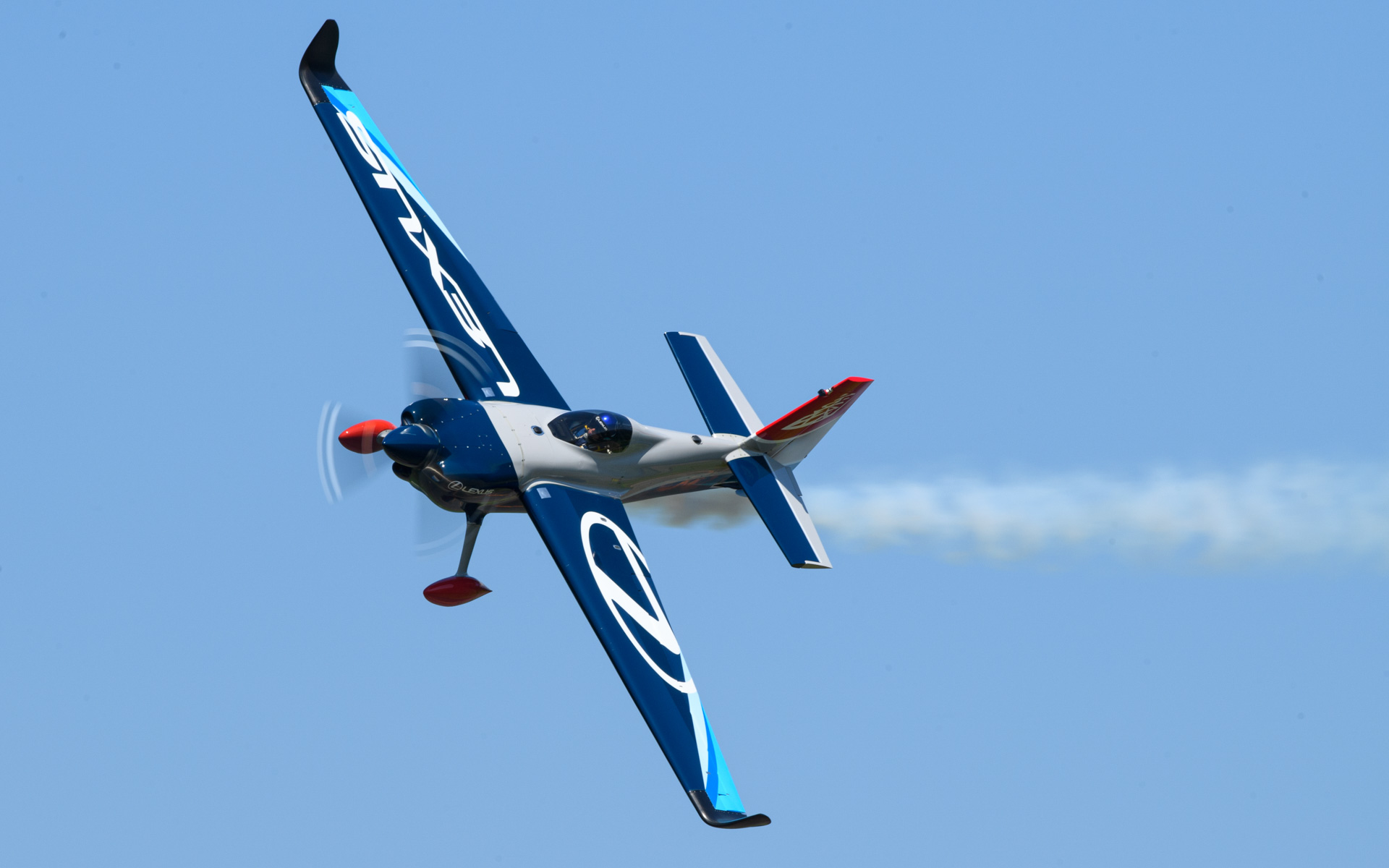 レース機をフライトする室屋選手（c）Taro IMAHARA PATHFINDER