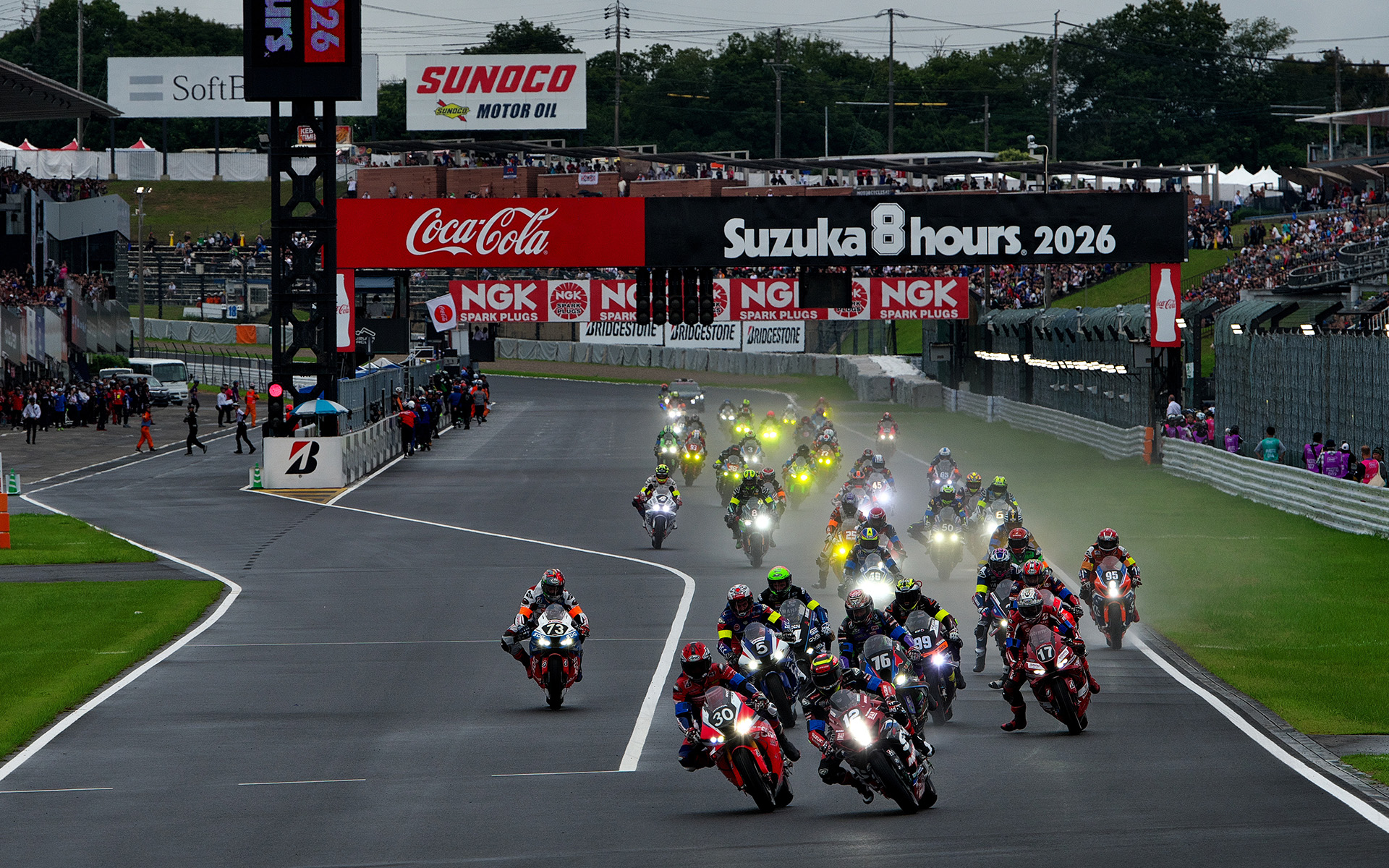 2026年の鈴鹿8耐のスタート