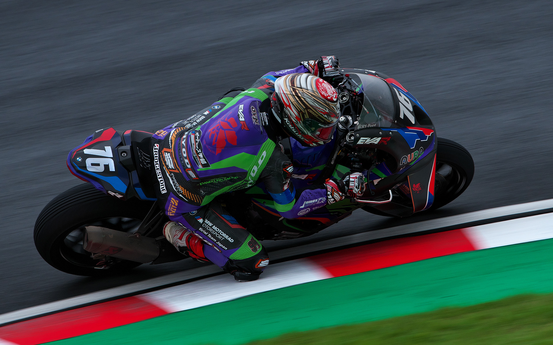 終盤のミスもあって表彰台を逃した76号車AutoRace Ube Racing Team