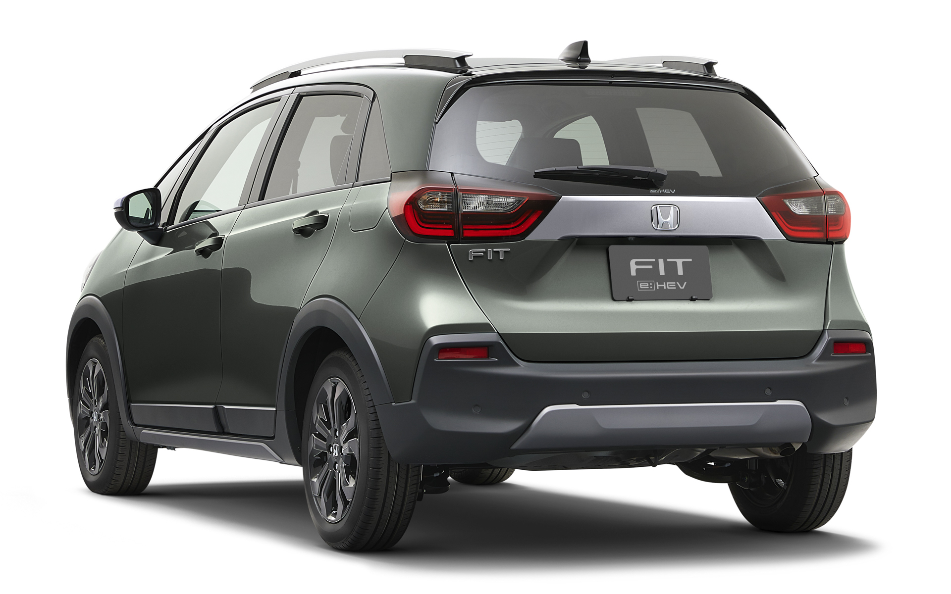 e:HEV CROSSTAR（2WD/FF）ボディカラーはボタニカルグリーン・パール