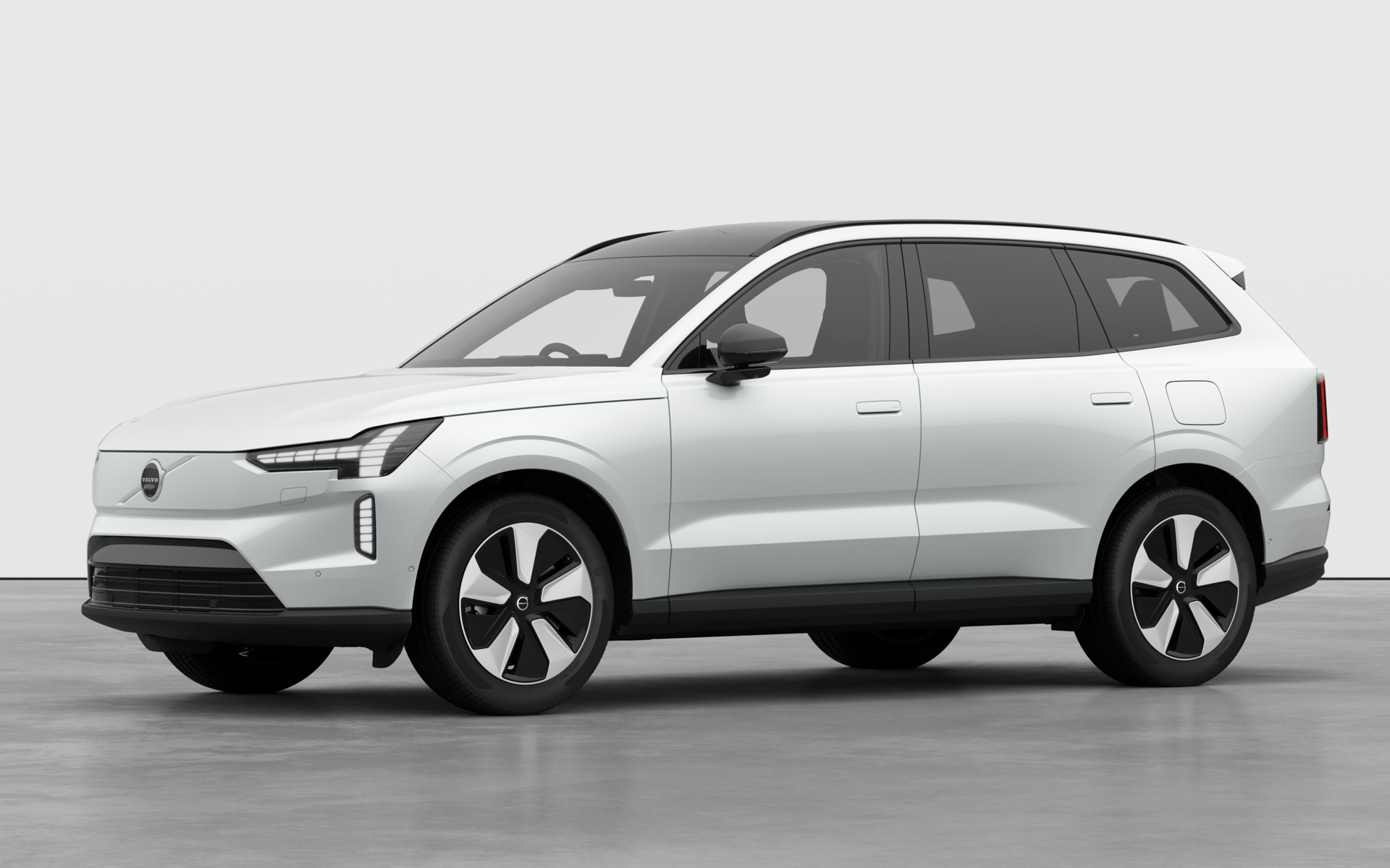 ボルボの新たなフラッグシップSUV「EX90」