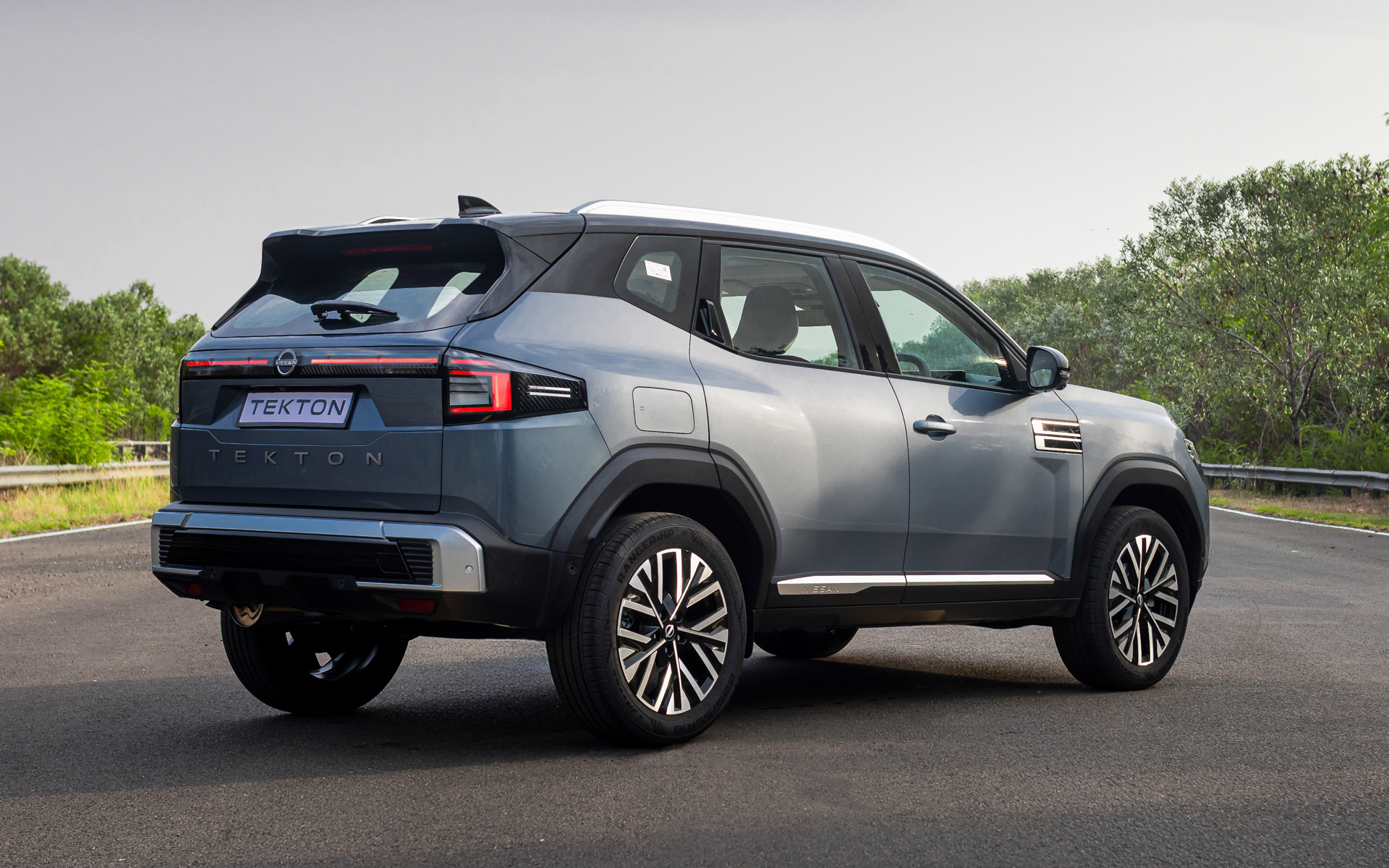 日産の新型SUV「テクトン」
