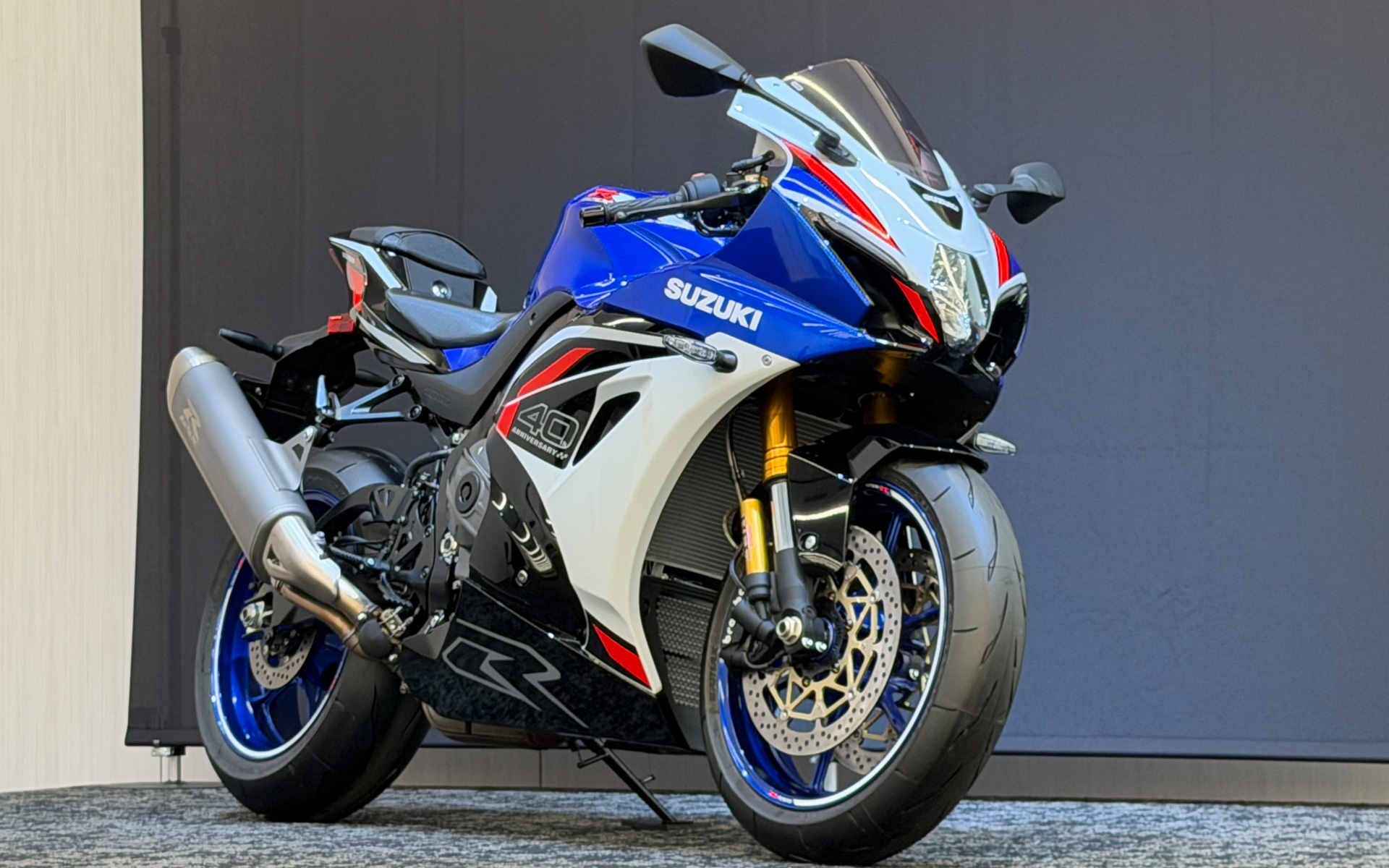 新型「GSX-R1000R」