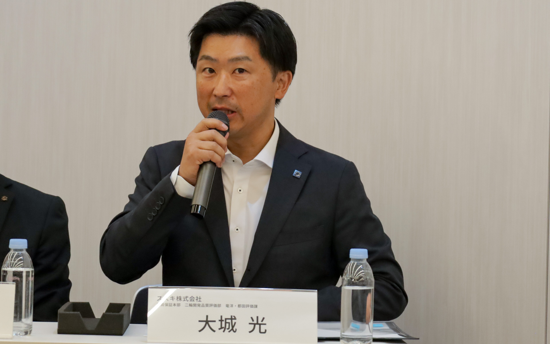 テストライダーの大城光氏