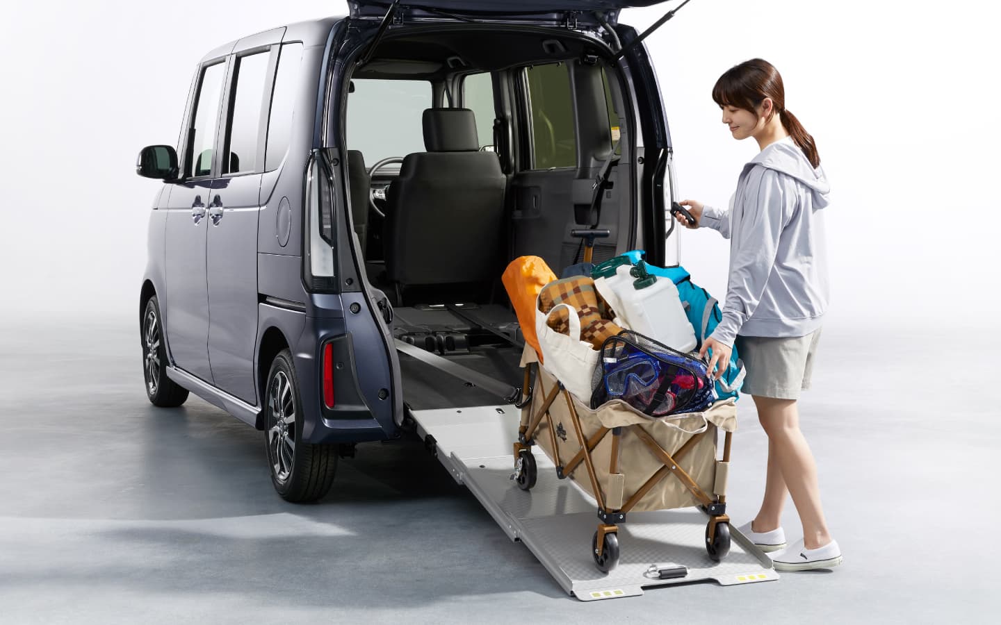 スロープは車いすだけでなく、アクティビティなど幅広く活用できる