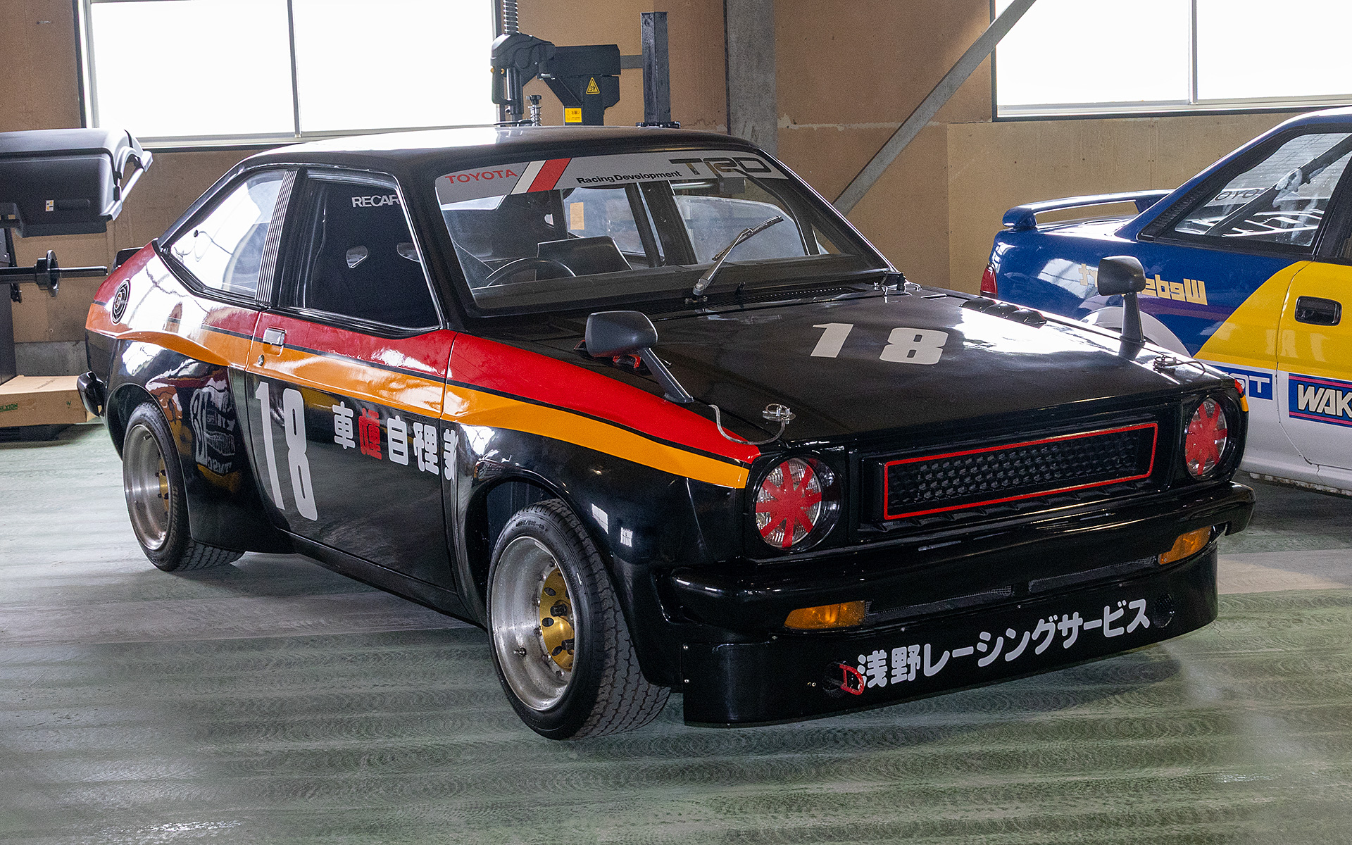 同じく、マイナーツーリングのKP47スターレット。1980年代に参戦していた車両となる