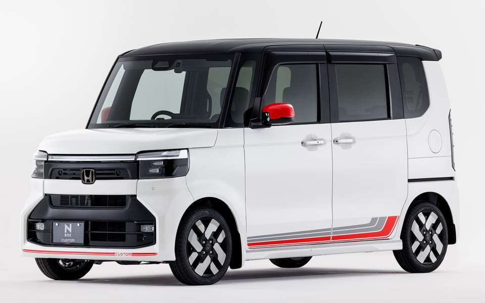 ホンダアクセス、マイチェンした「N-BOXカスタム」のスタイリングを一